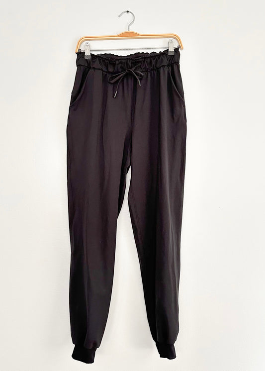 Lululemon Stretch High-Rise Jogger Pants in Black (6)