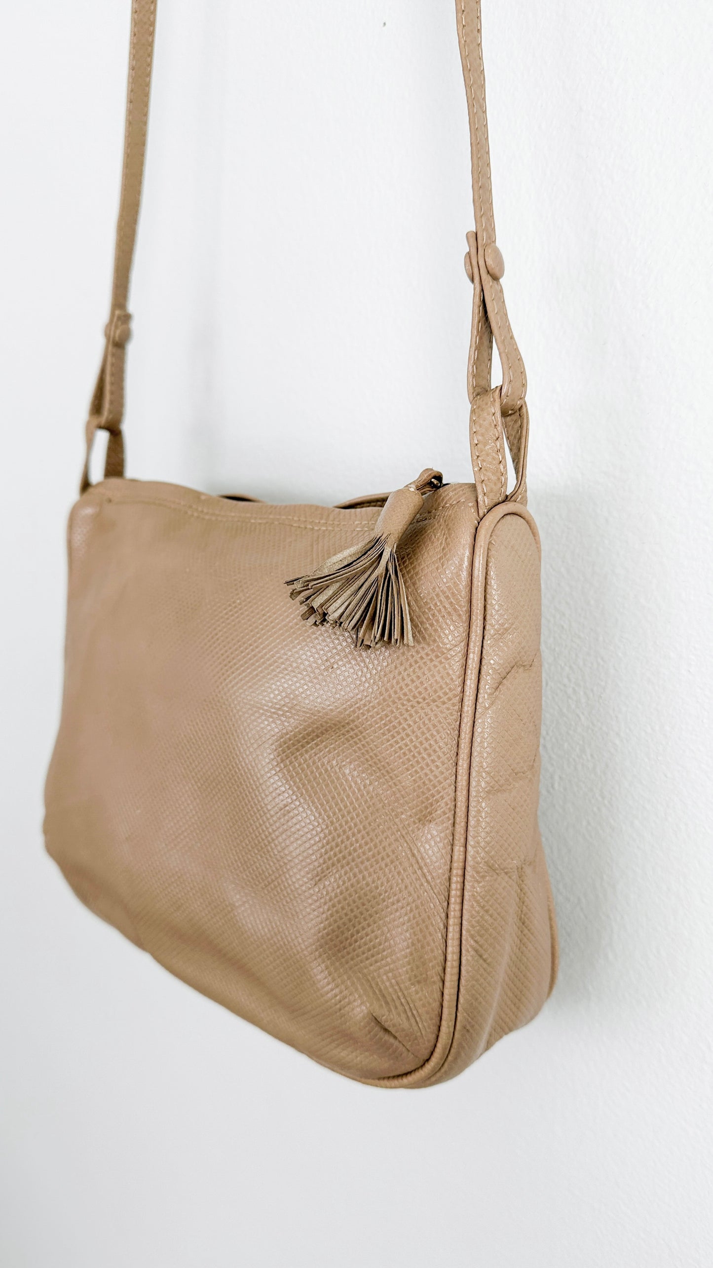 Vintage 80s Bottega Veneta Beige Textured Leather Zip Top Purse