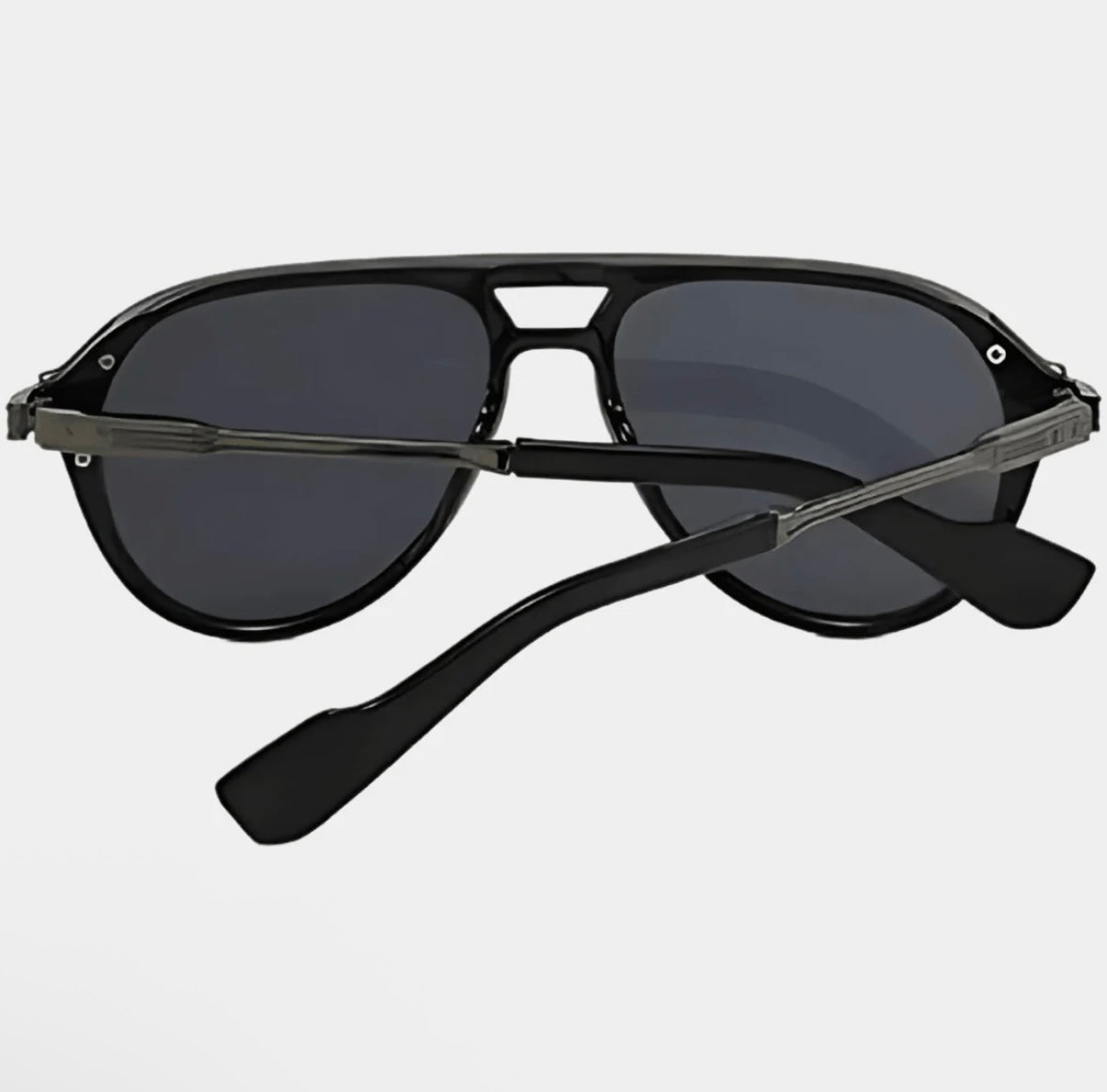 NEW VZN Frames Sainte Maxi | Onyx Black Round Aviator Sunglasses