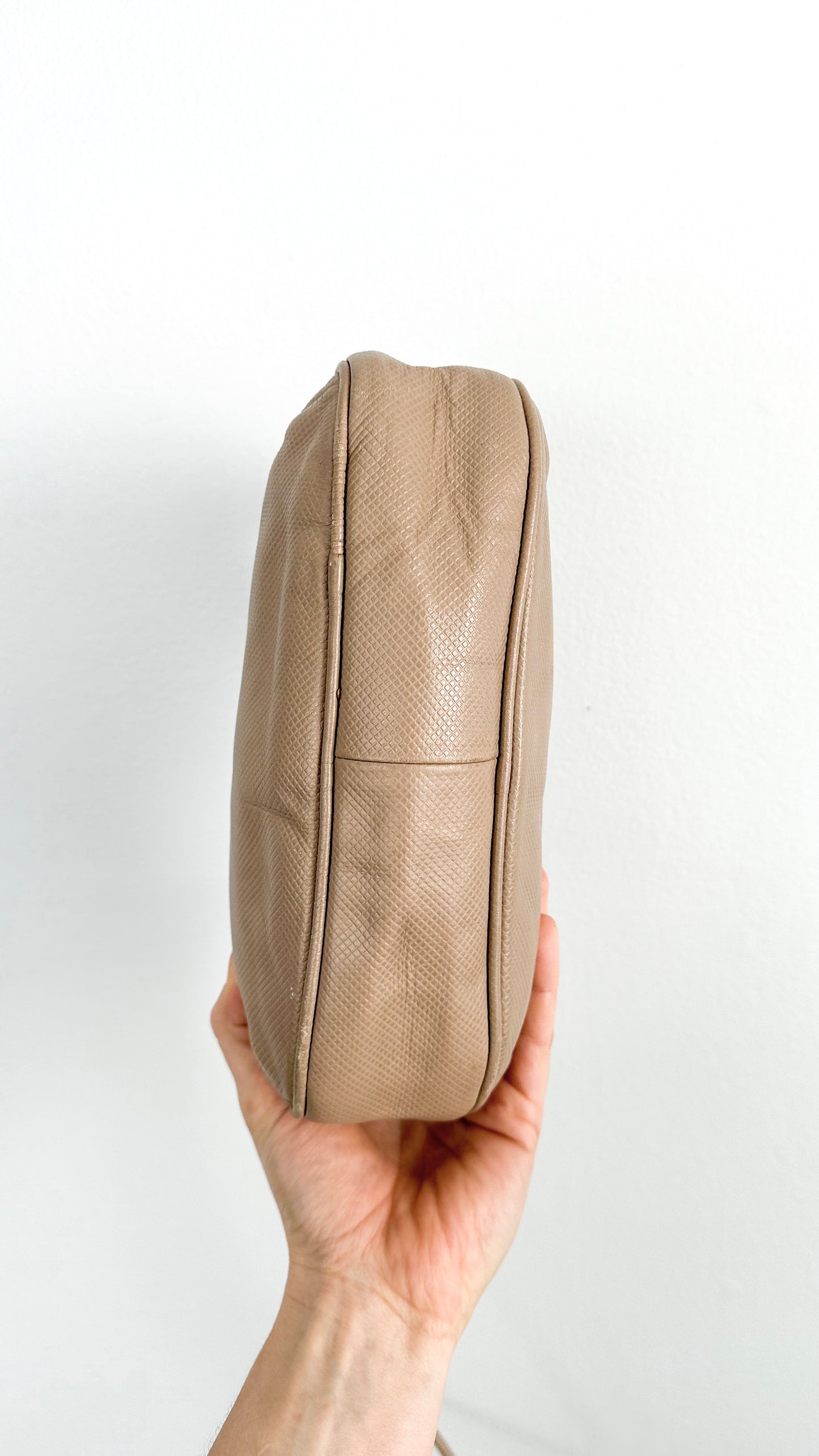 Vintage 80s Bottega Veneta Beige Textured Leather Zip Top Purse