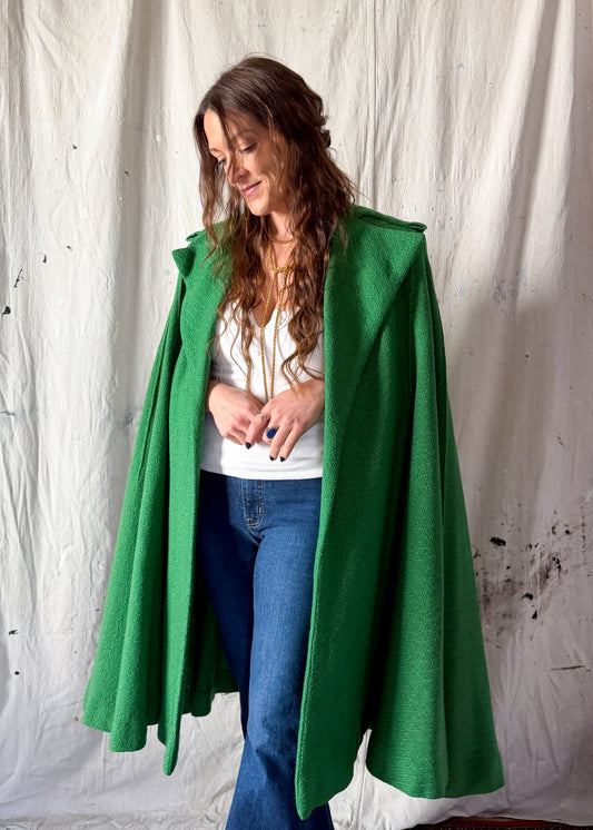 Vintage 60s Higbee's Cleveland Kelly Green Bouclé Cape Coat