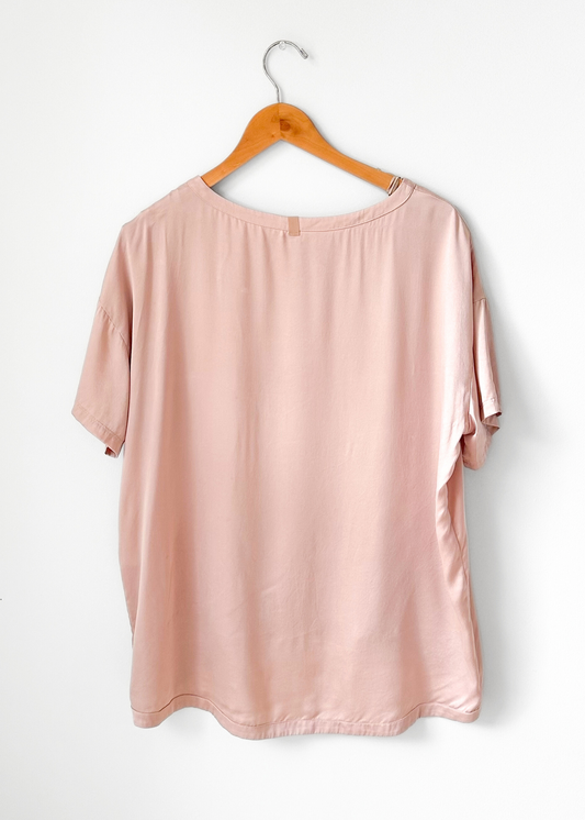 Lunya Washable Silk Tee in Delicate Pink Pajama Top (S)