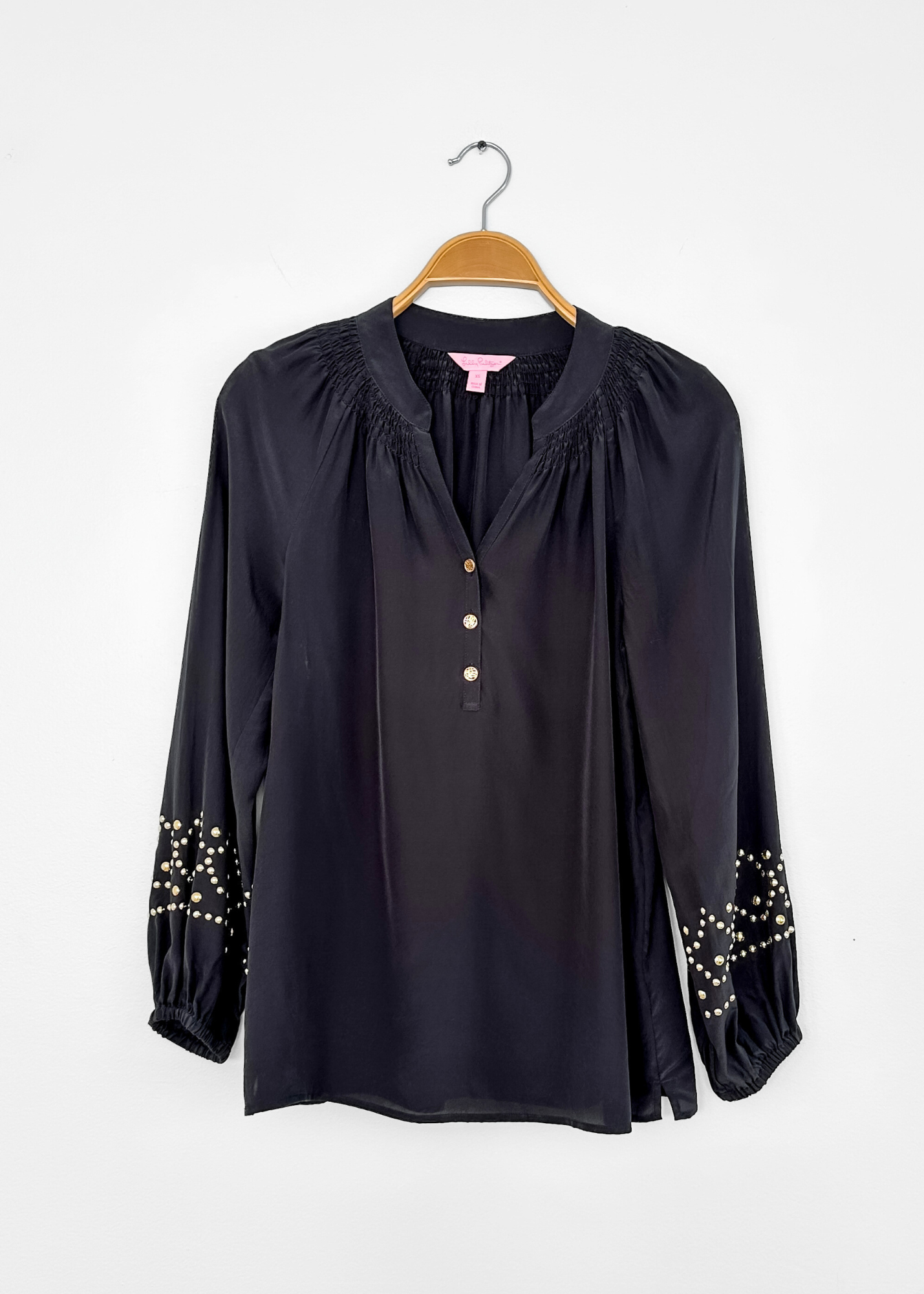 Lilly Pulitzer Elsa Black Silk Gold Stud Sleeve Top (XS)