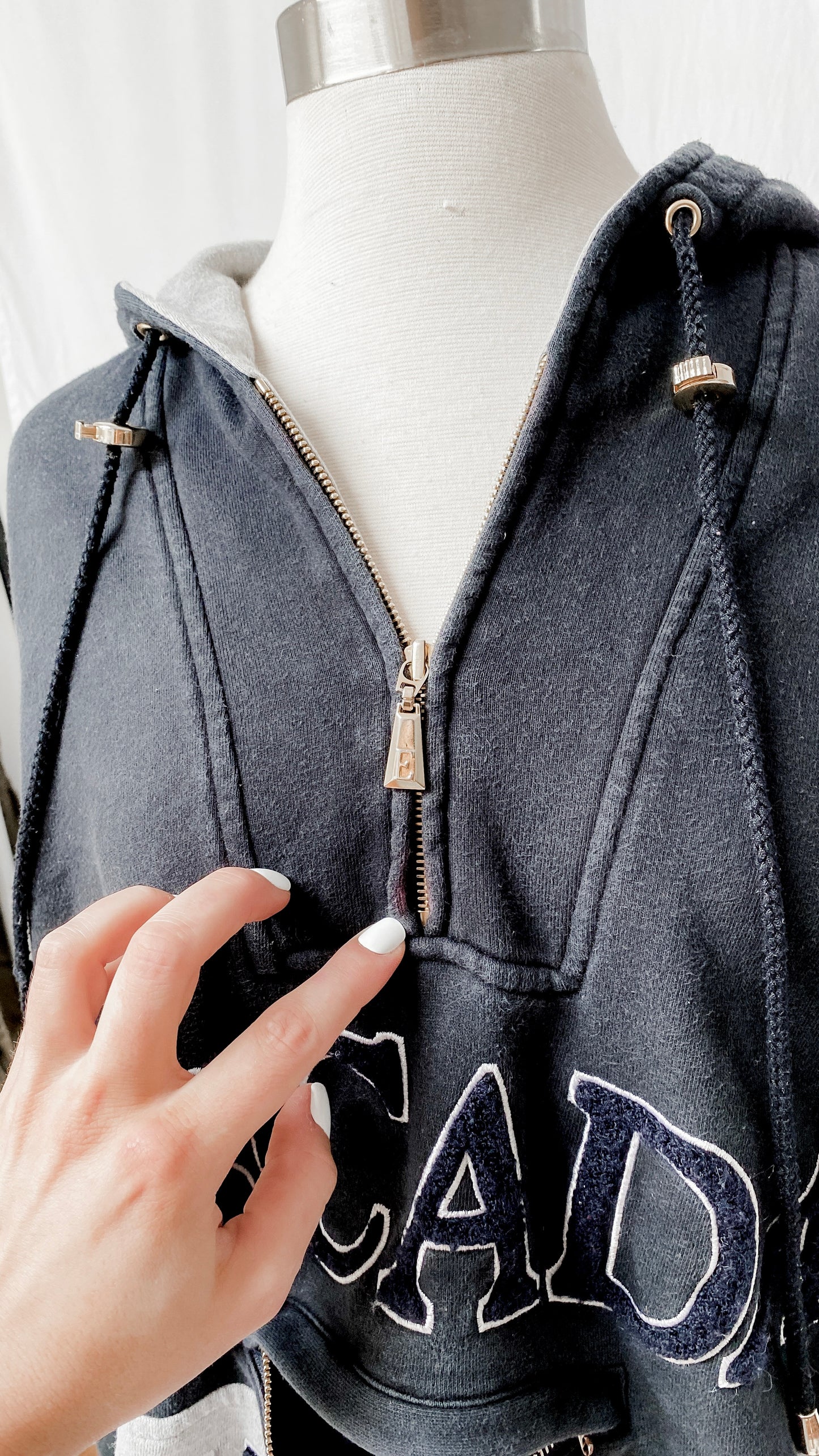 Vintage 90’s Escada Sport Hooded Pullover (S/M)