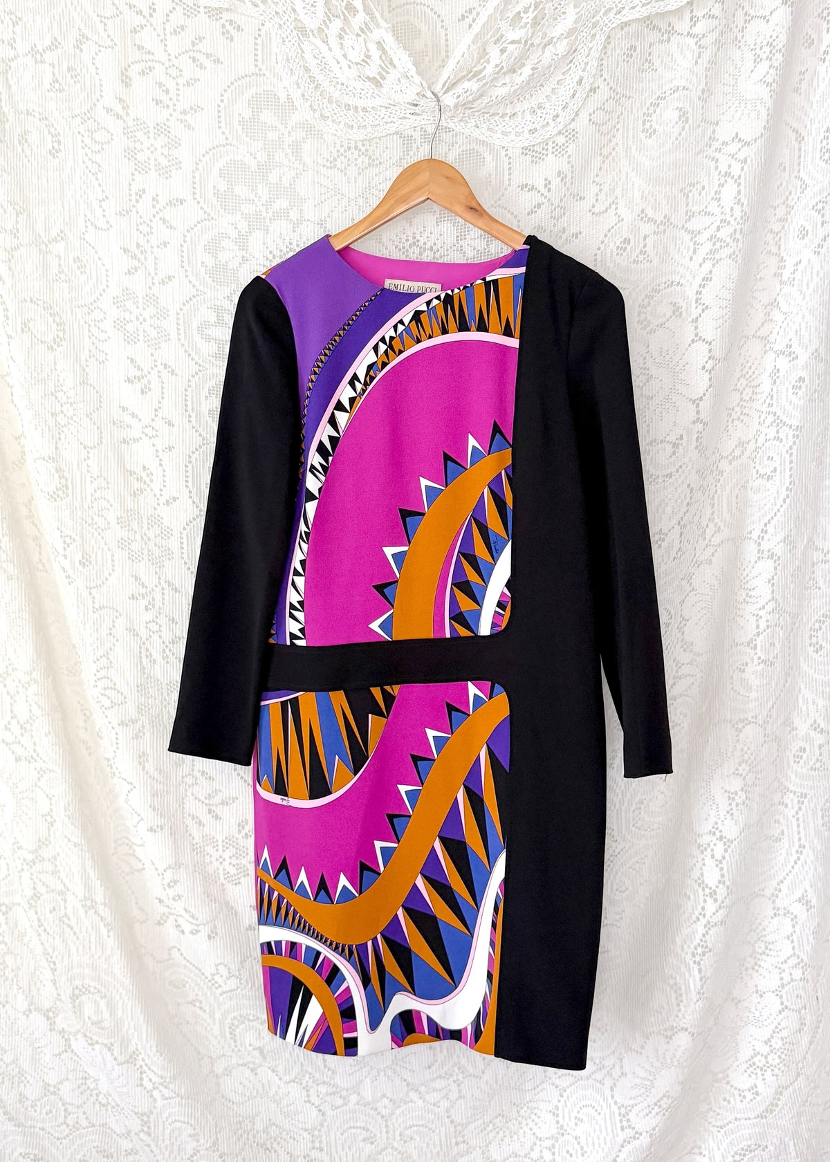 Emilio Pucci Magenta Black Purple Signature Print Silk Lined Dress (US 6)