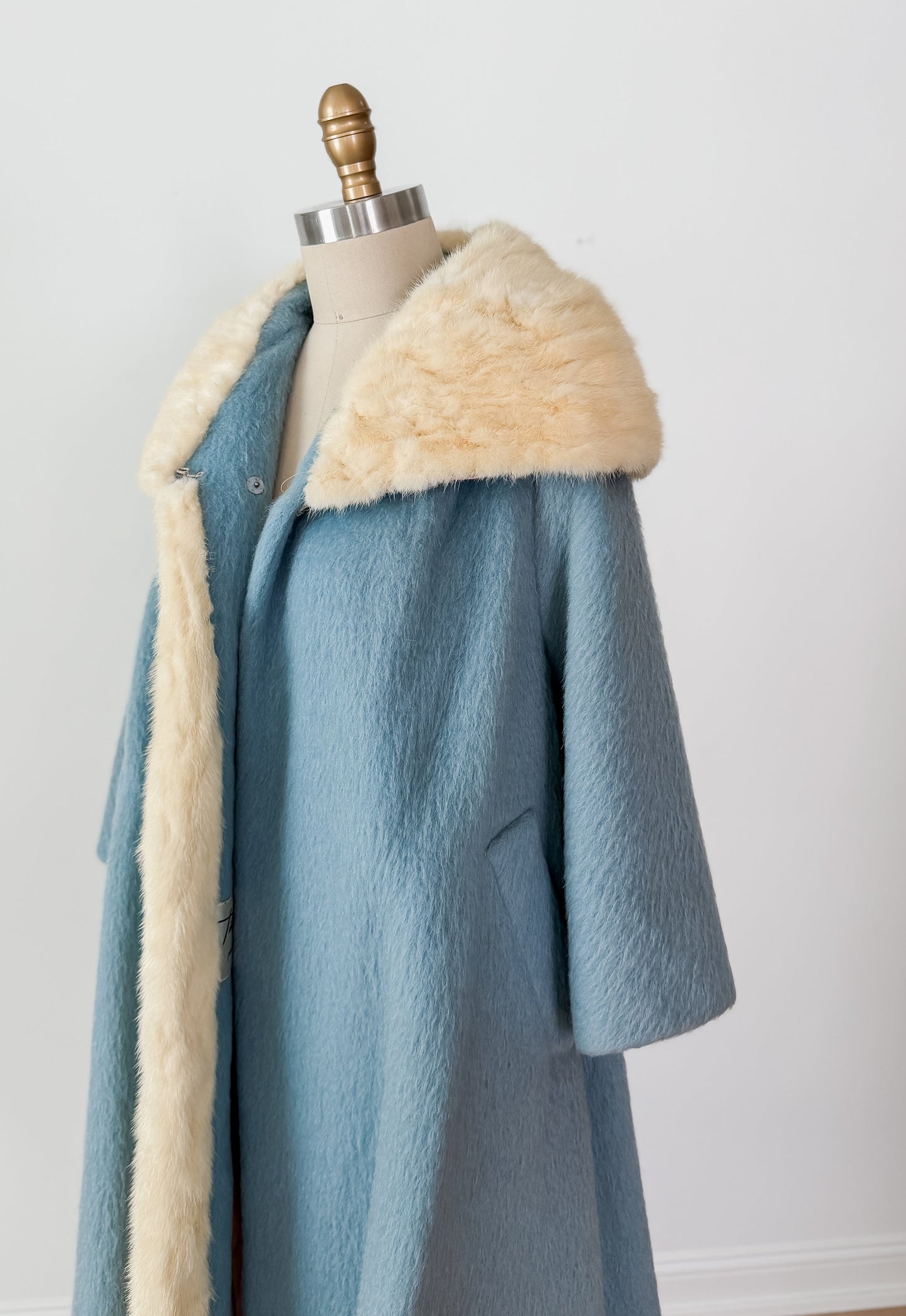 Vintage 60s Lilli Ann Powder Blue Cream Mink Collar Swing Coat