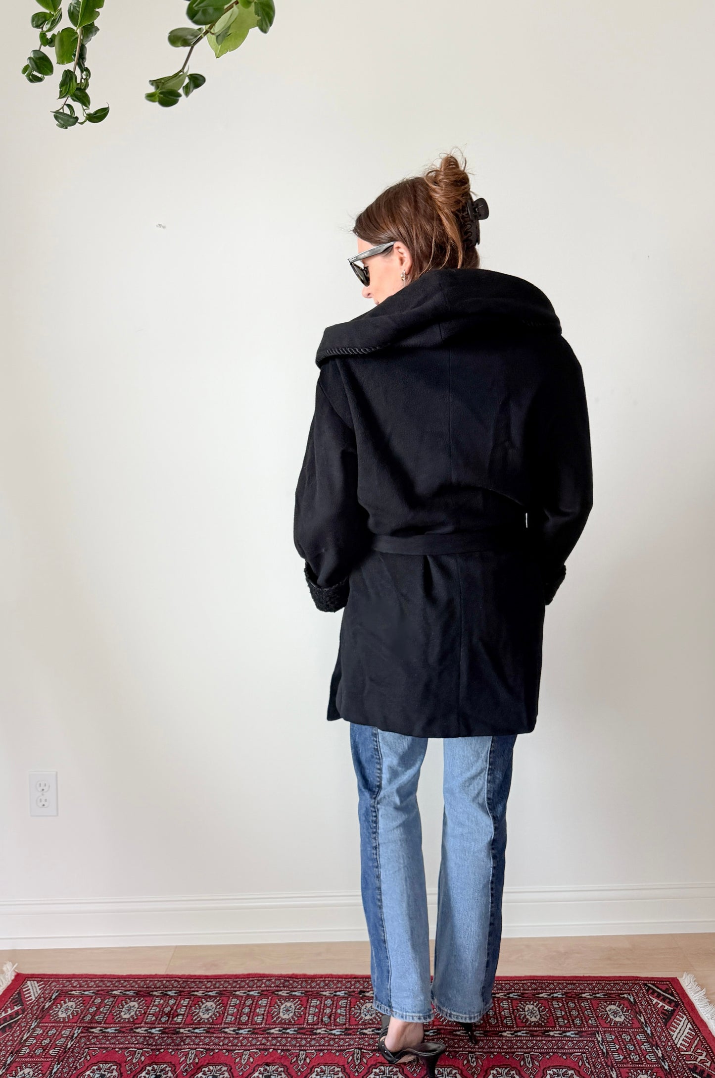 Vintage 80s Lorovi Black Wool Cloak Tie Front Coat (S/M)