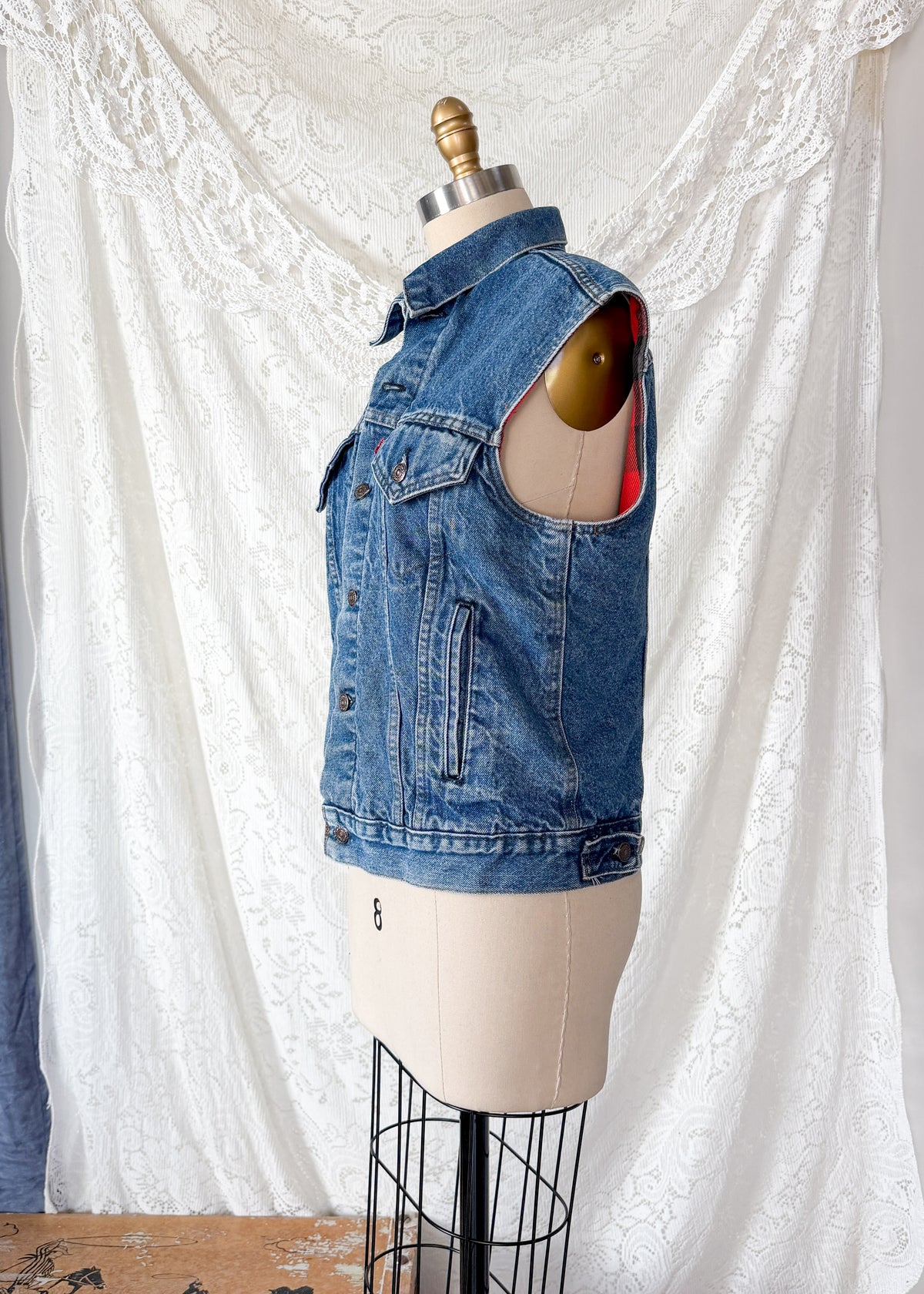 Vintage 1983 Levi’s Denim Buffalo Plaid Lined Trucker Vest (M)