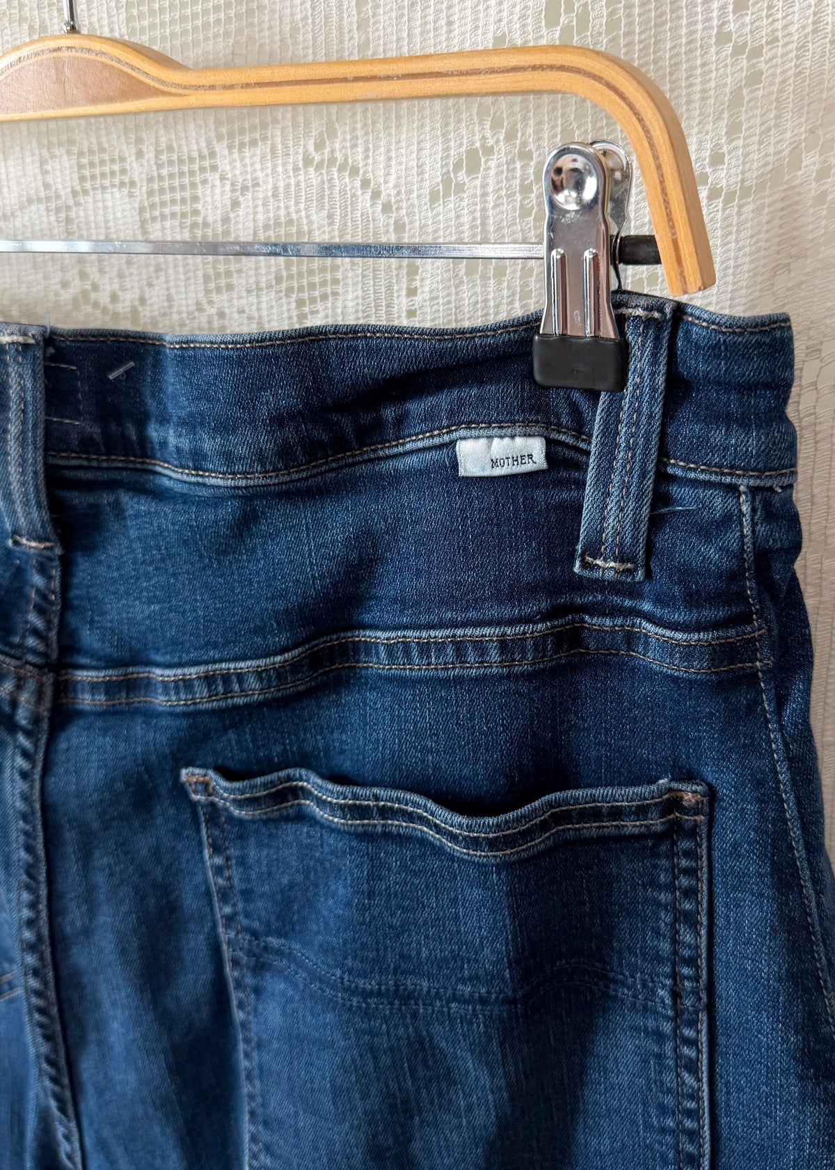 Mother The Quarter Breaker Flood Denim Jeans in Dark Wash Howdy (32)