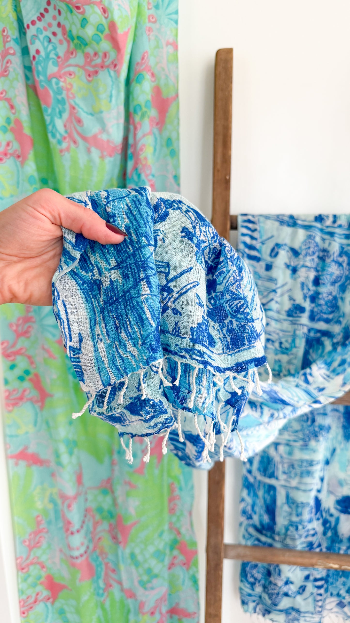 Lilly Pulitzer Silk & Cashmere Blue White Fresh Catch Print Scarf