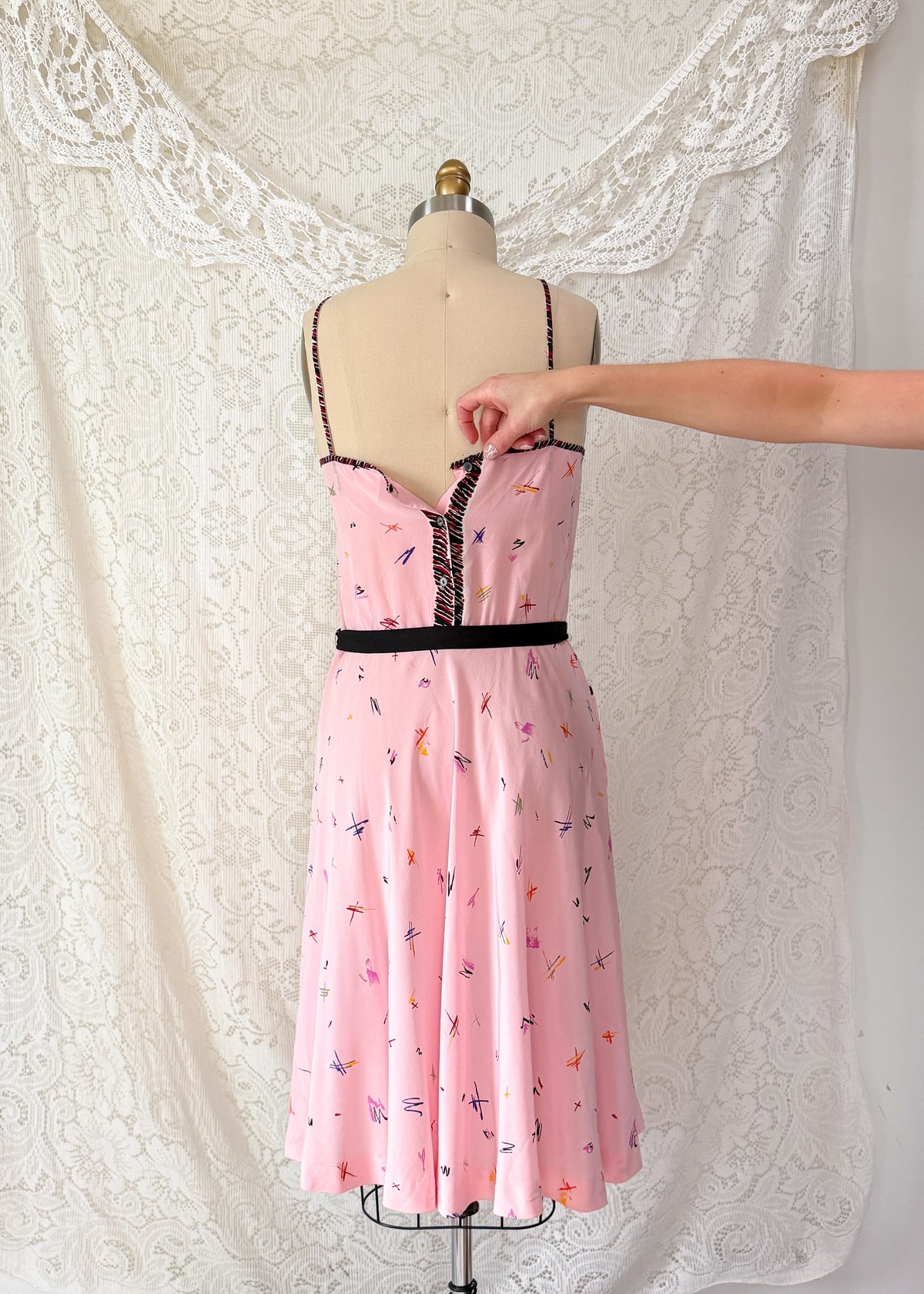 Vintage 1980s Jack Mulqueen Pink Silk Abstract Print Dress (6)