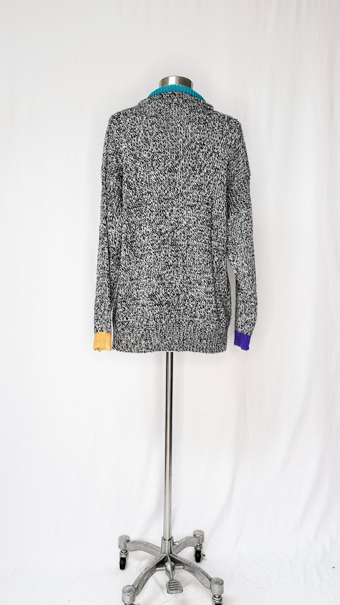 Vintage 90’s Gitano Knits Color Trim Sweater (M)