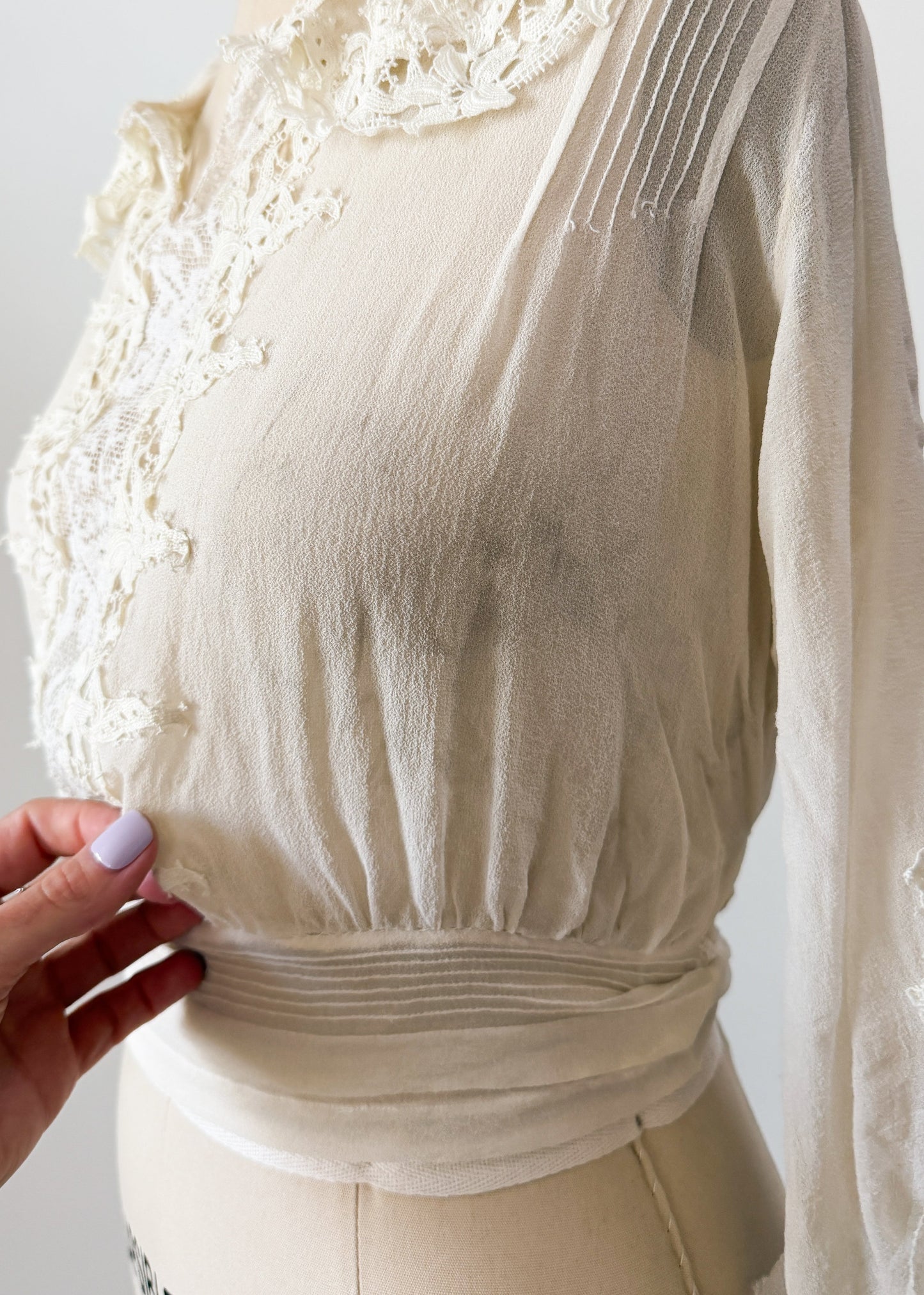 Antique Edwardian Silk Lingerie Blouse with Irish Crochet Lace  c. 1905–1915