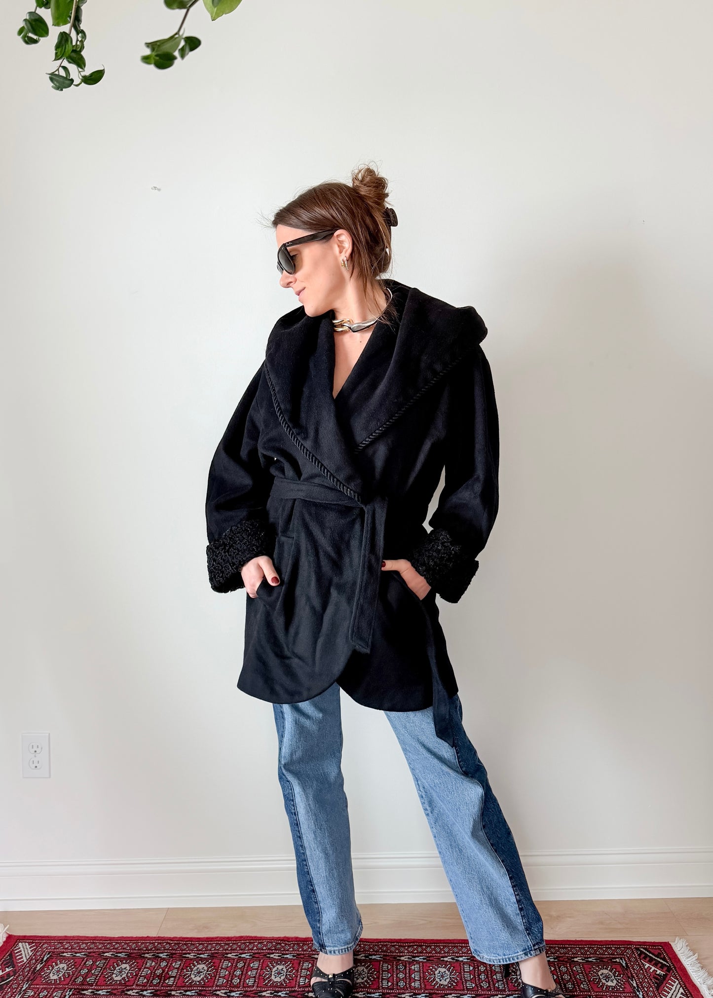 Vintage 80s Lorovi Black Wool Cloak Tie Front Coat (S/M)