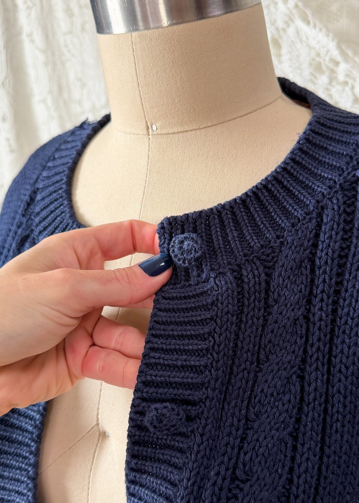 Vintage 90s American Eagle For Her Navy Embroidered Cardigan Sweater (M)
