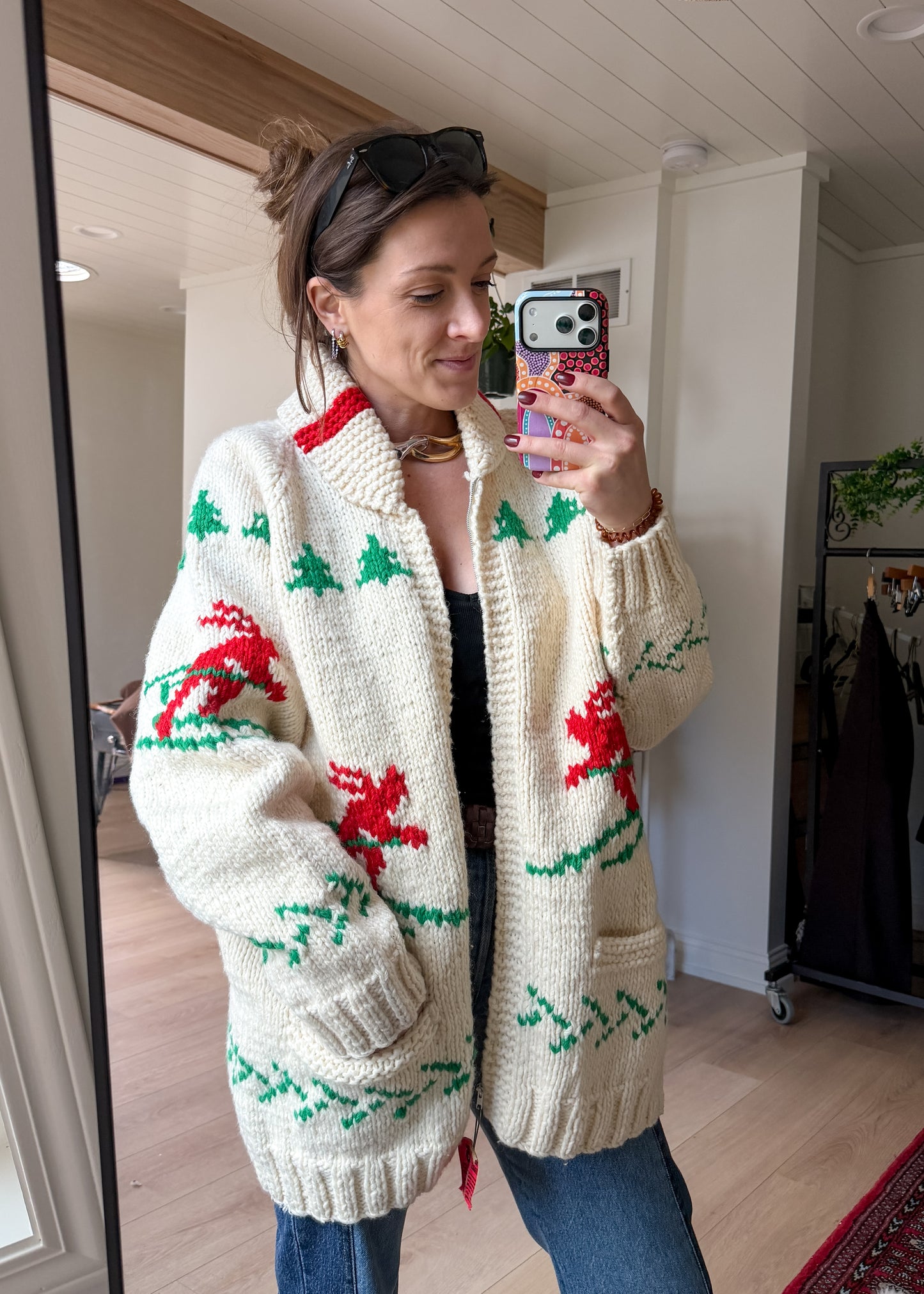 Vintage 60s Hand Knit One Of A Kind Cowichan Cream Ski Theme Alpine Sweater