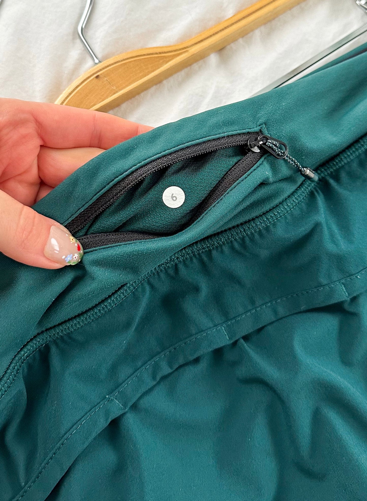 Lululemon Hotty Hot Skirt Skort in Dark Green (6)