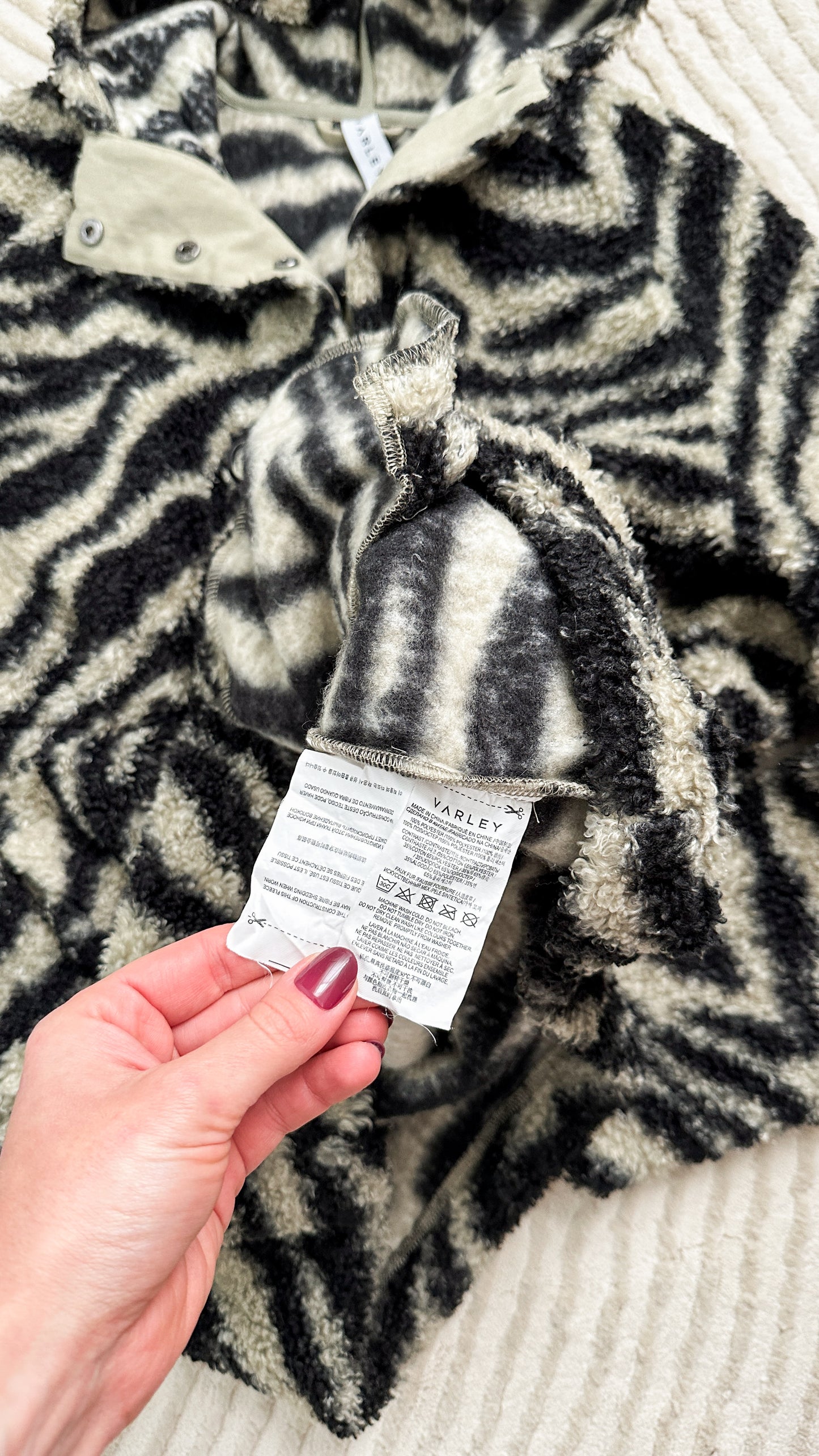 Varley Whitfield Faux Fur Hooded Jacket in Gravity Zebra (M)