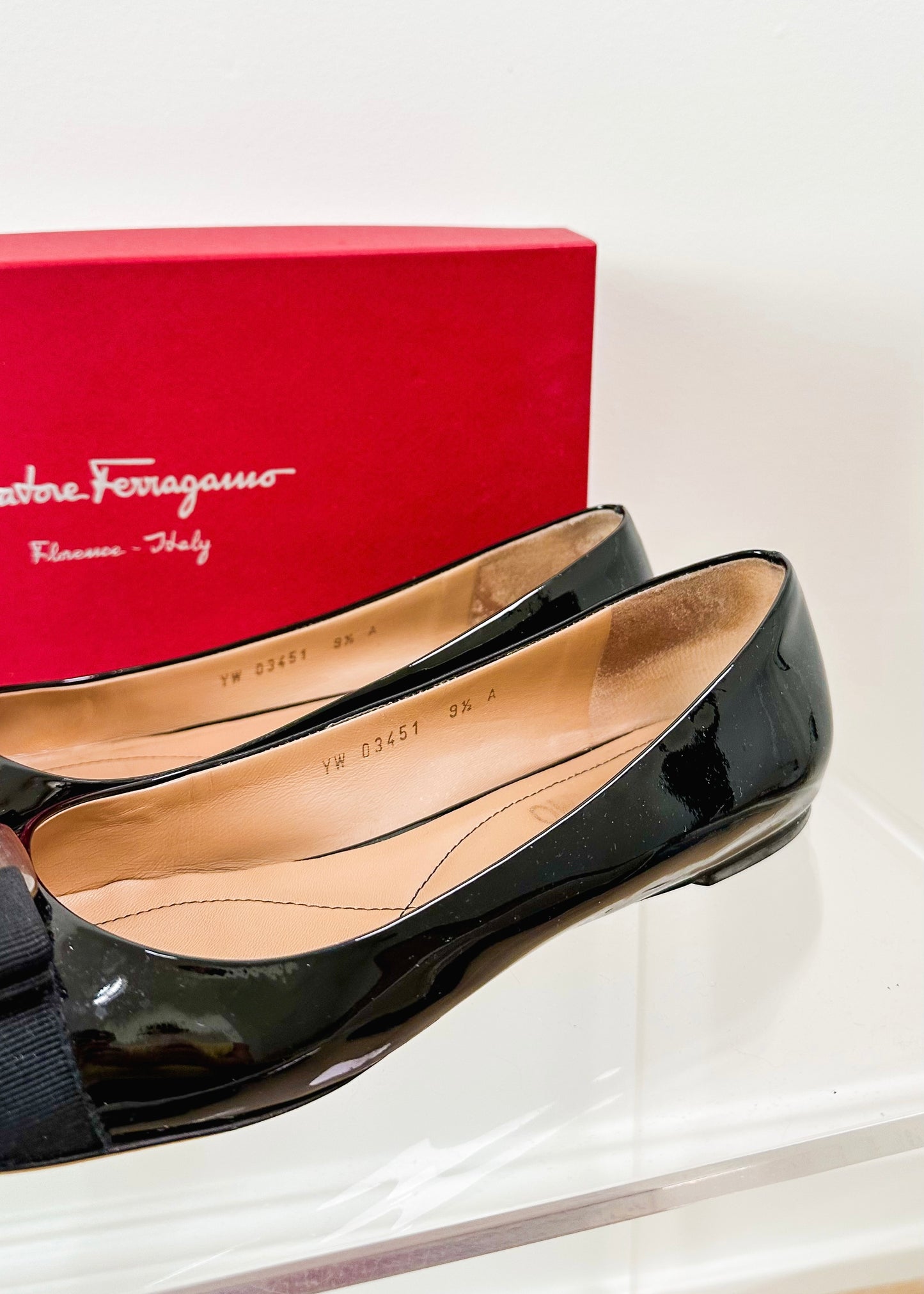 Ferragamo Varina Black Patent Leather Bow Ballet Flats (9 - 9.5)