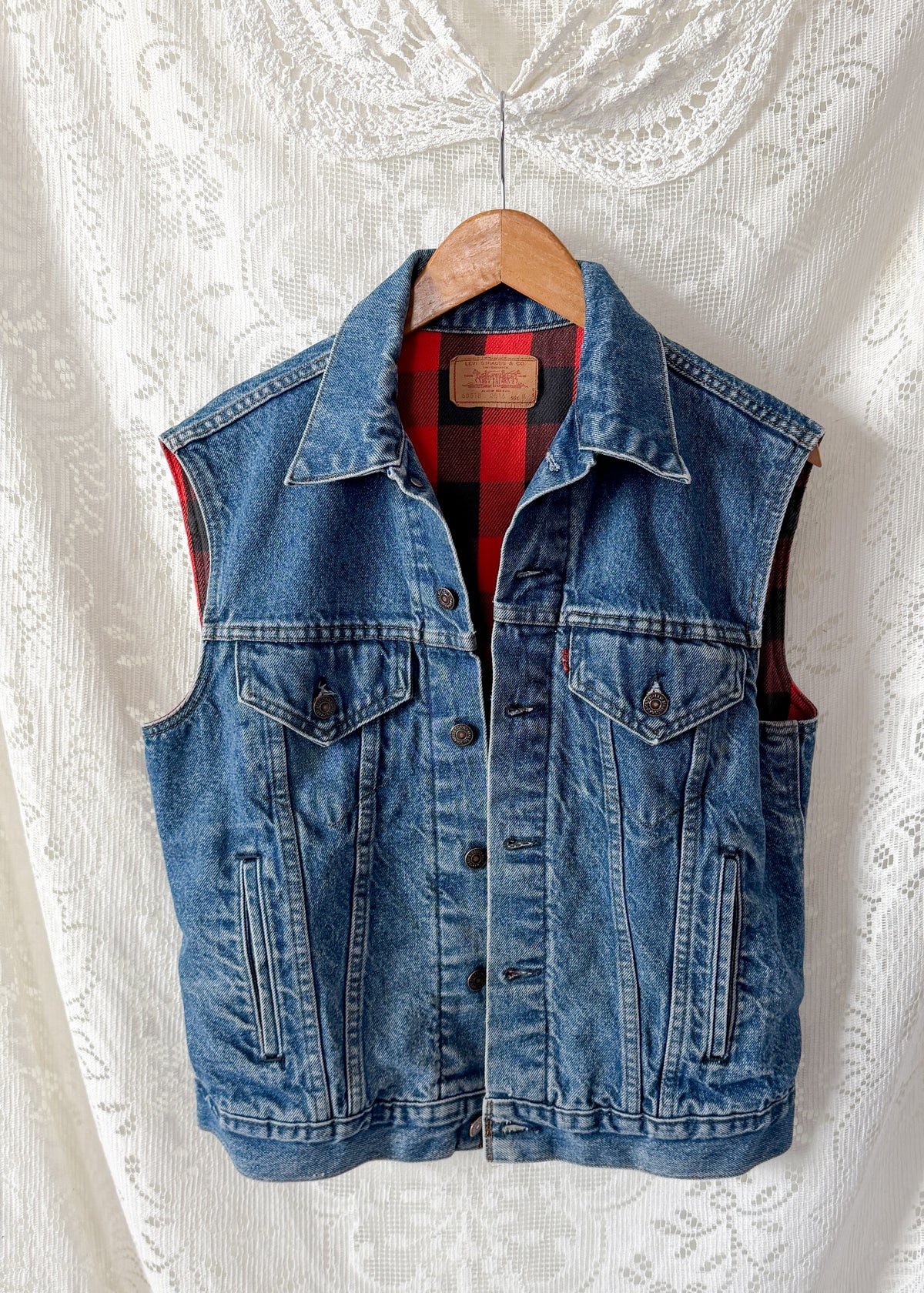 Vintage 1983 Levi’s Denim Buffalo Plaid Lined Trucker Vest (M)