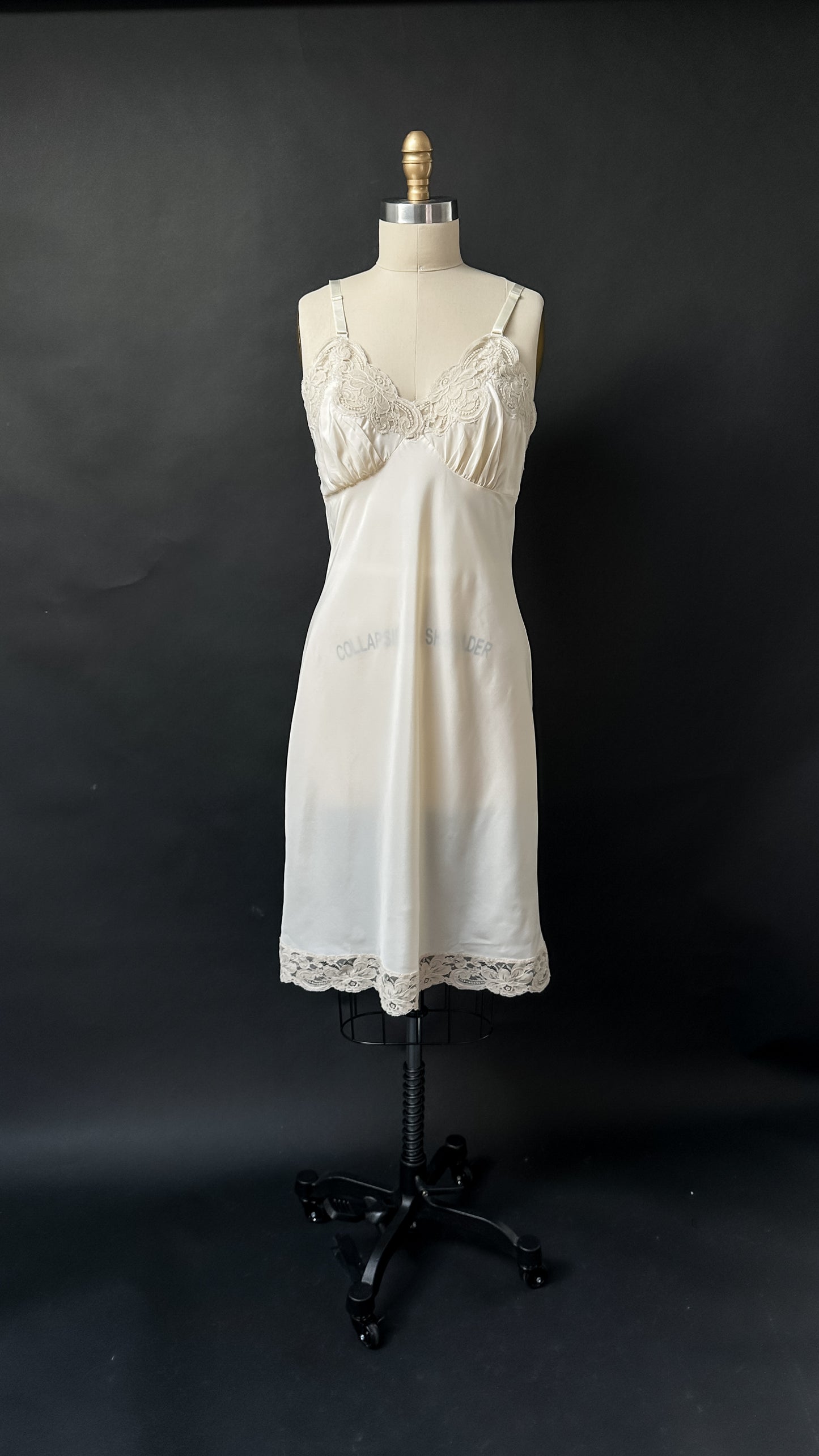 Vintage 80s Union Made Lady Lynne Cream Silky Lace Trim Slip Dress (M)