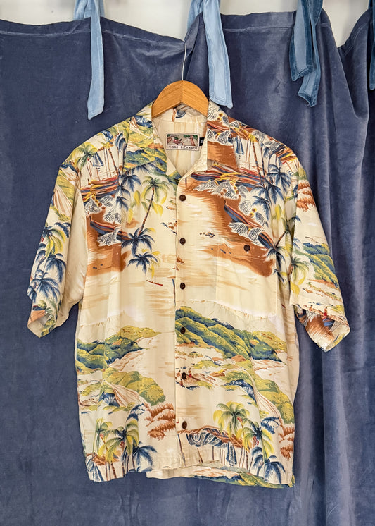 Vintage 00s Tori Richard Hawaiian Scenic Print Button-Up Shirt (men's M)