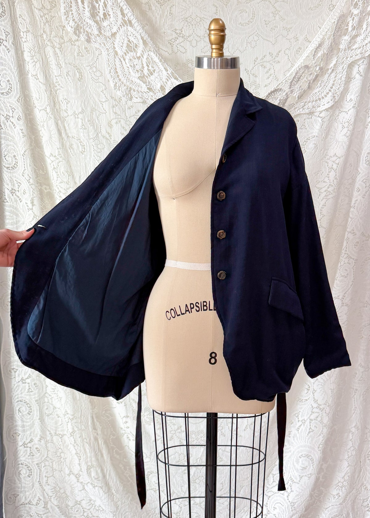 Hannoh Wessel Navy Blue Wool Blend Blazer Jacket with Ribbon Waist (38 F or M)
