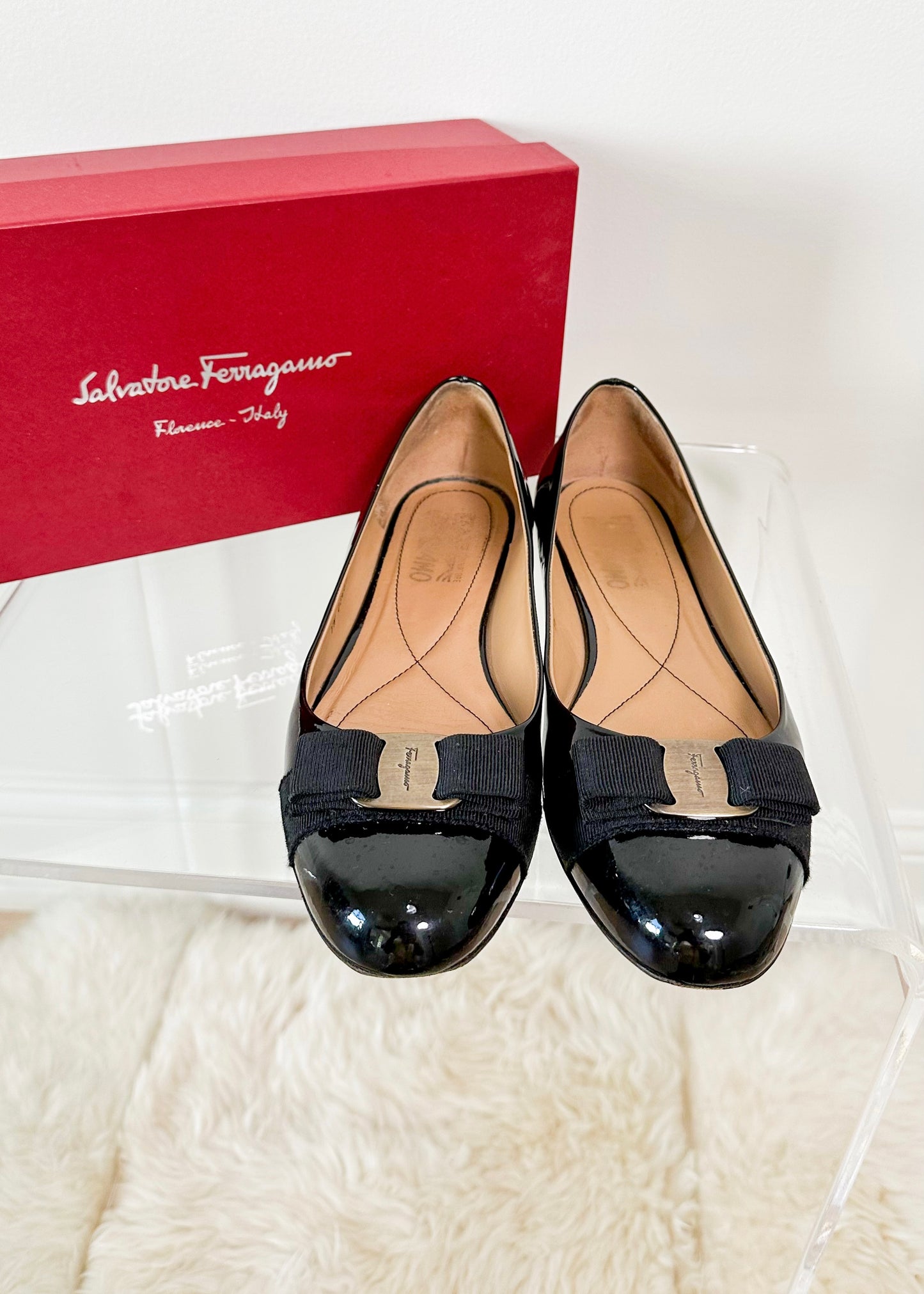 Ferragamo Varina Black Patent Leather Bow Ballet Flats (9 - 9.5)