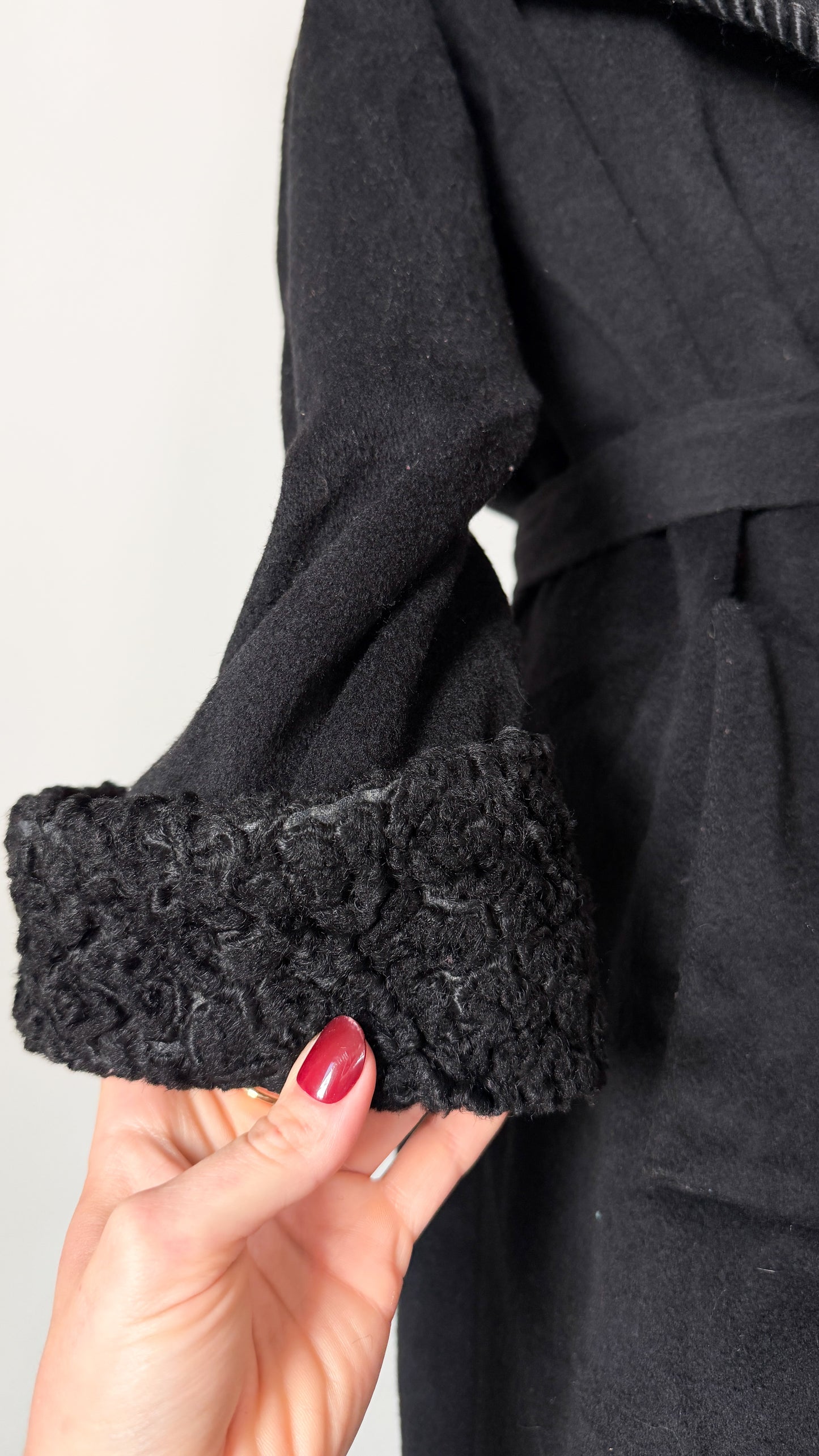 Vintage 80s Lorovi Black Wool Cloak Tie Front Coat (S/M)