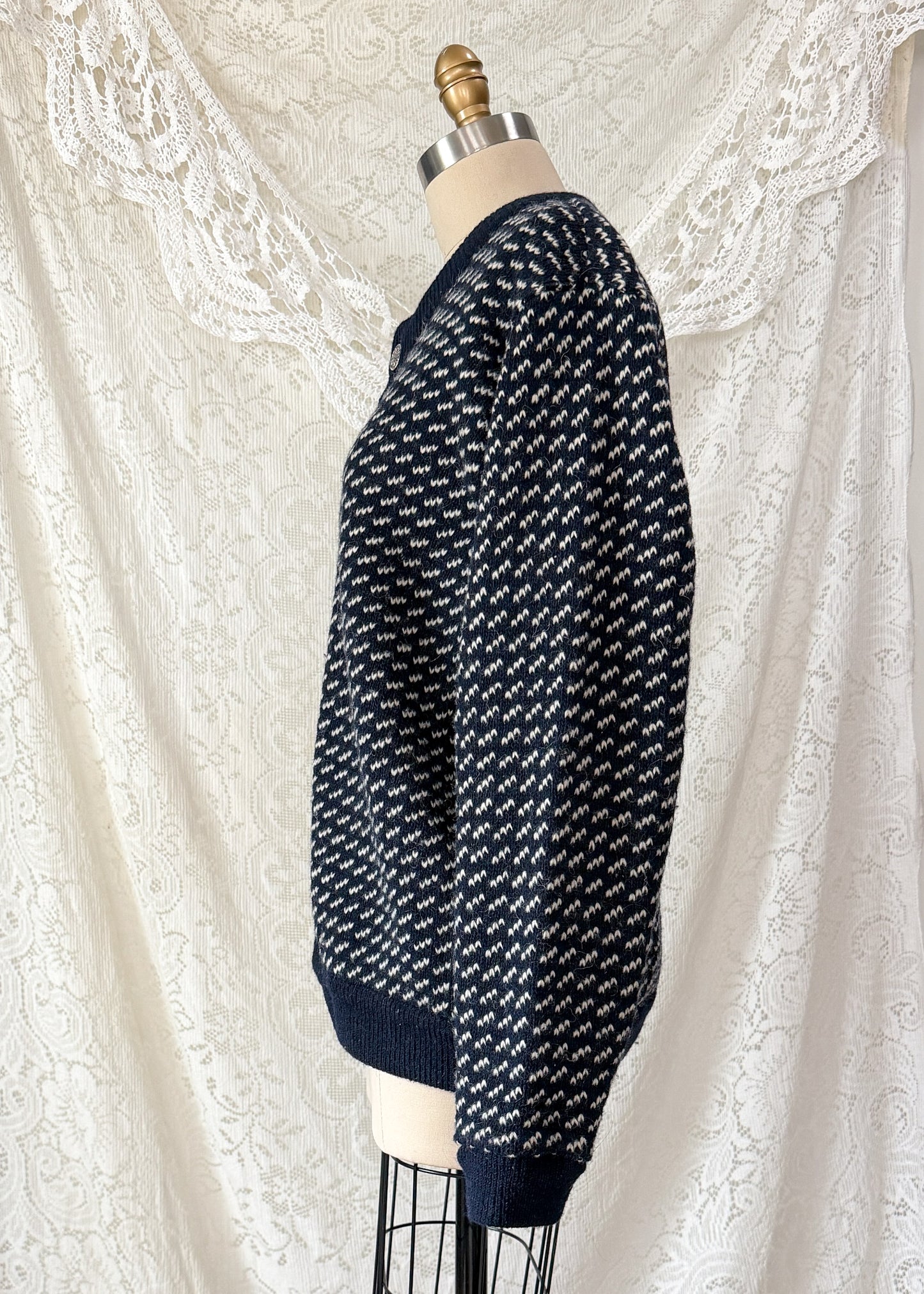 Vintage L.L.Bean Norwegian Wool Cardigan Sweater Navy Fair Isle Sweater (men's L)
