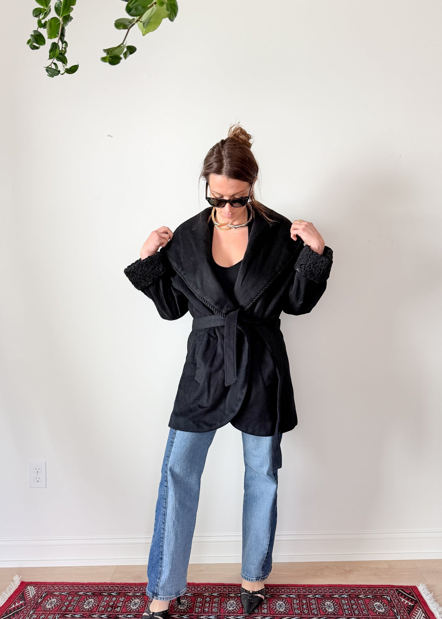 Vintage 80s Lorovi Black Wool Cloak Tie Front Coat (S/M)