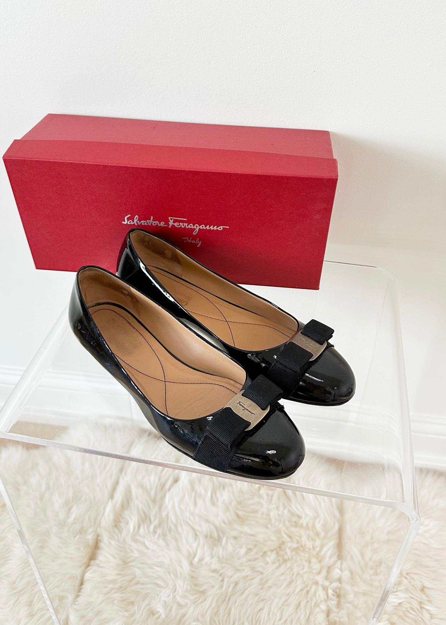 Ferragamo Varina Black Patent Leather Bow Ballet Flats (9 - 9.5)