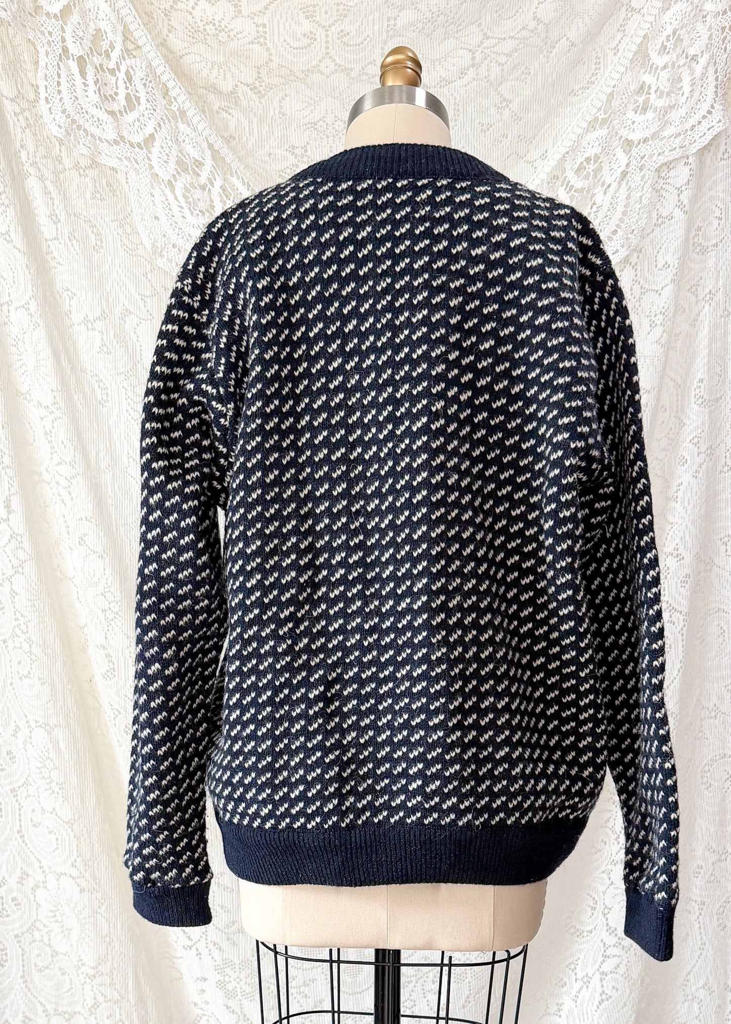 Vintage L.L.Bean Norwegian Wool Cardigan Sweater Navy Fair Isle Sweater (men's L)
