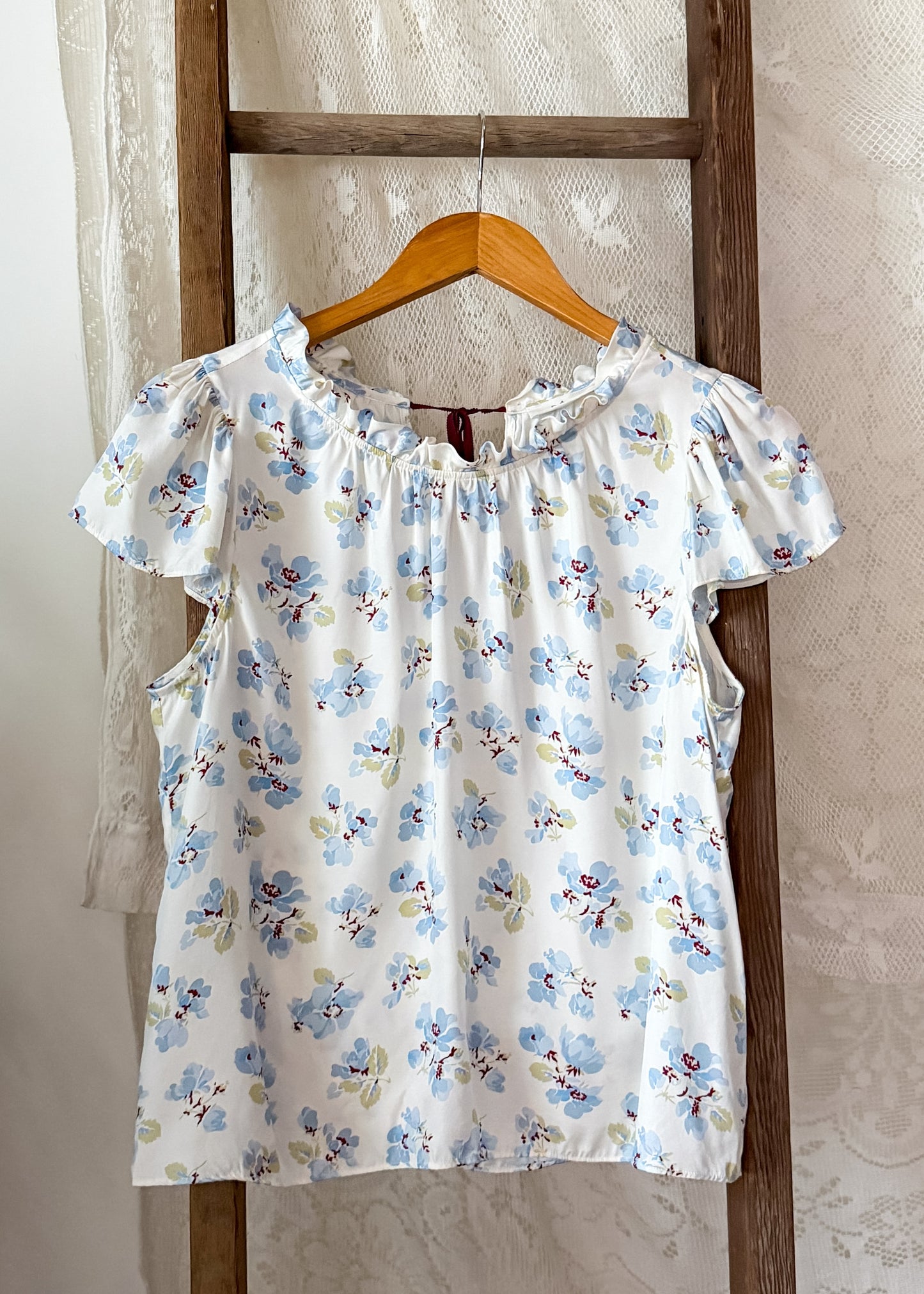 Doen Yvie Top Bleu Flocking Floral Print