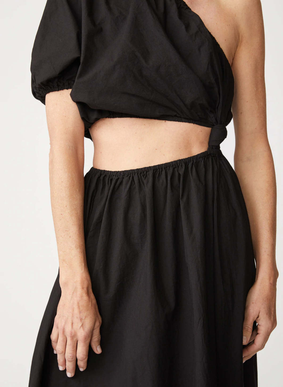 Stateside Poplin Black One-Shoulder Twist Maxi Dress (S)