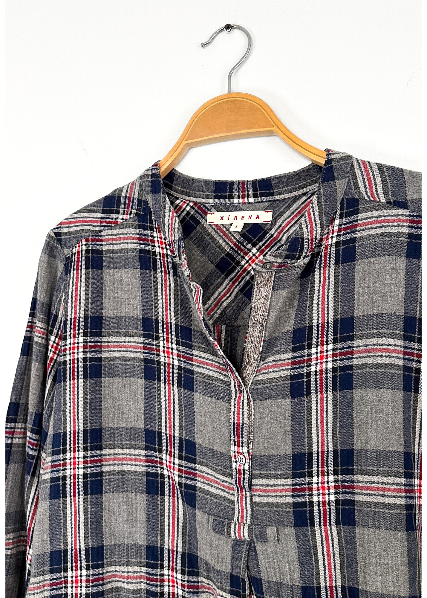 Xirena Navy Gray and Red Plaid Flannel 1/4 Button Down Top (S)