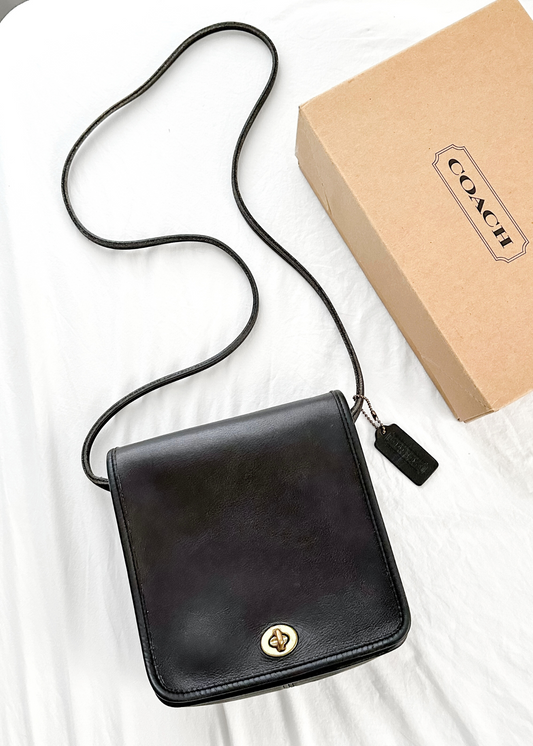Vintage Coach Compact Pouch in Black Leather Crossbody Purse