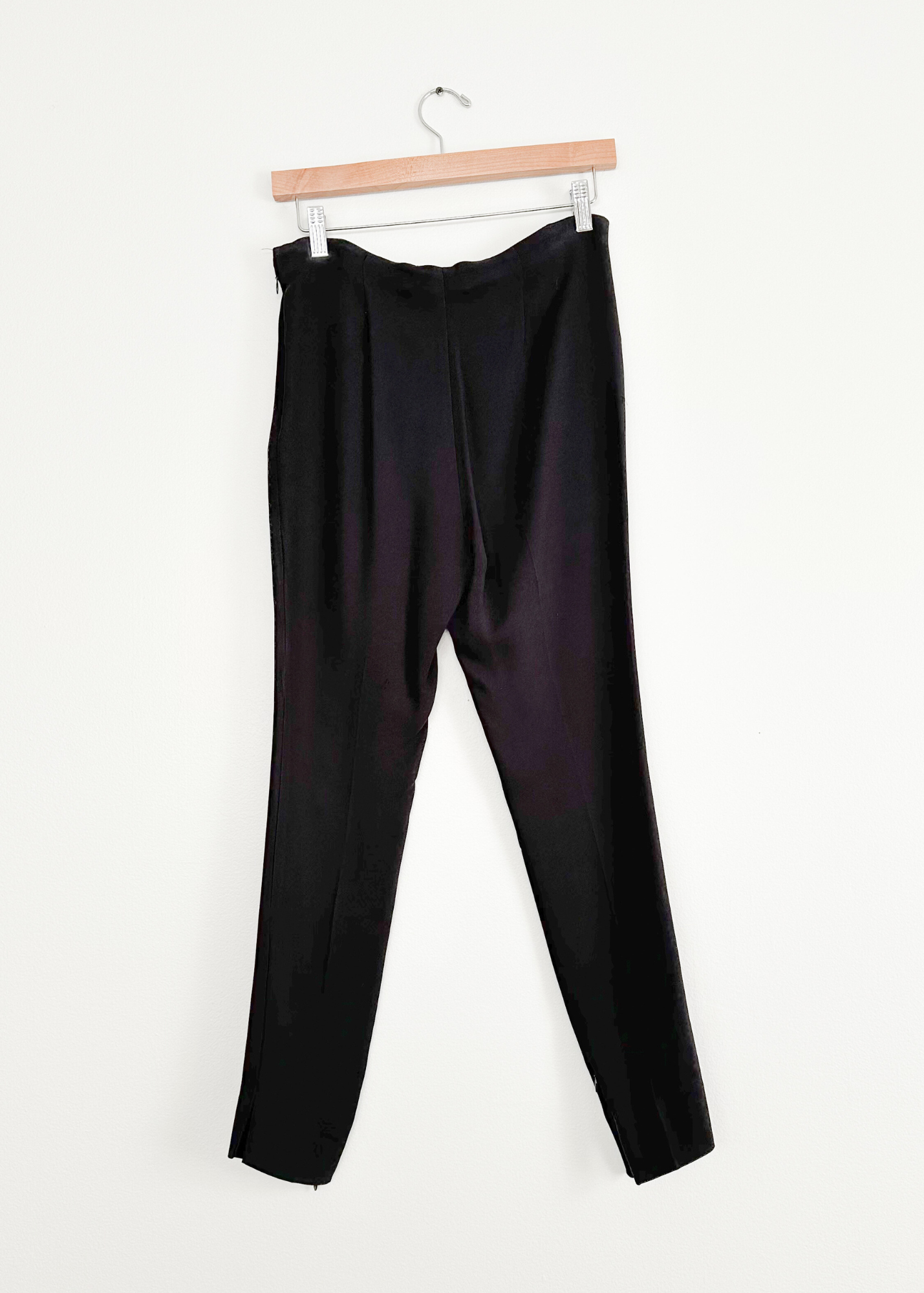 Les Copains Black Tapered Zip Ankle Pants (IT 40 or US 4)