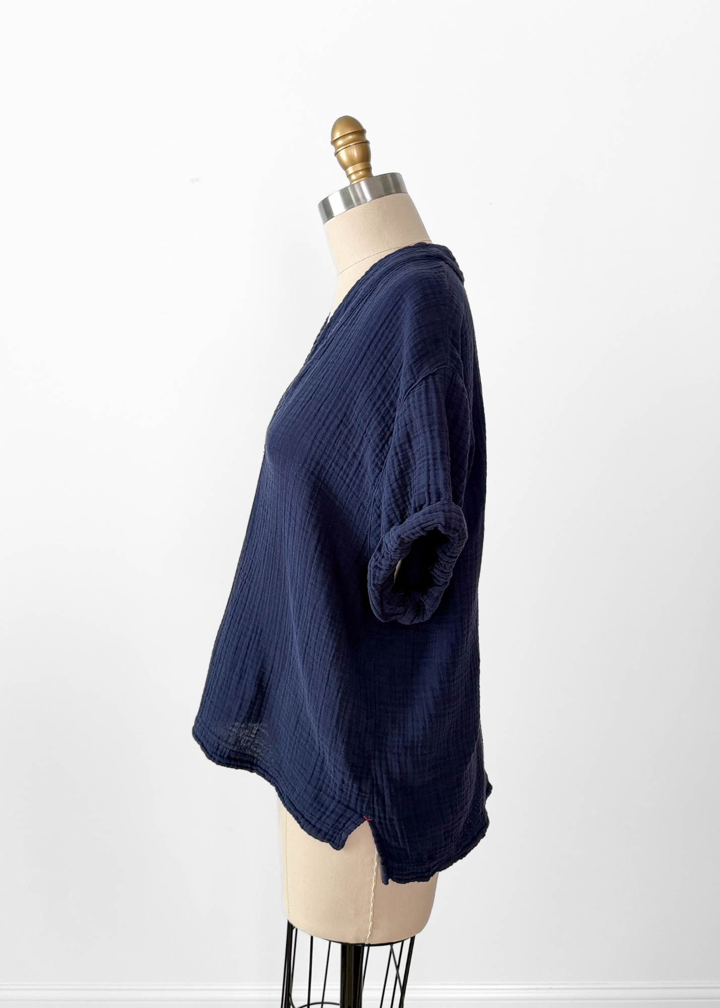 Xirena Avery Top in North Star Navy Blue (S)