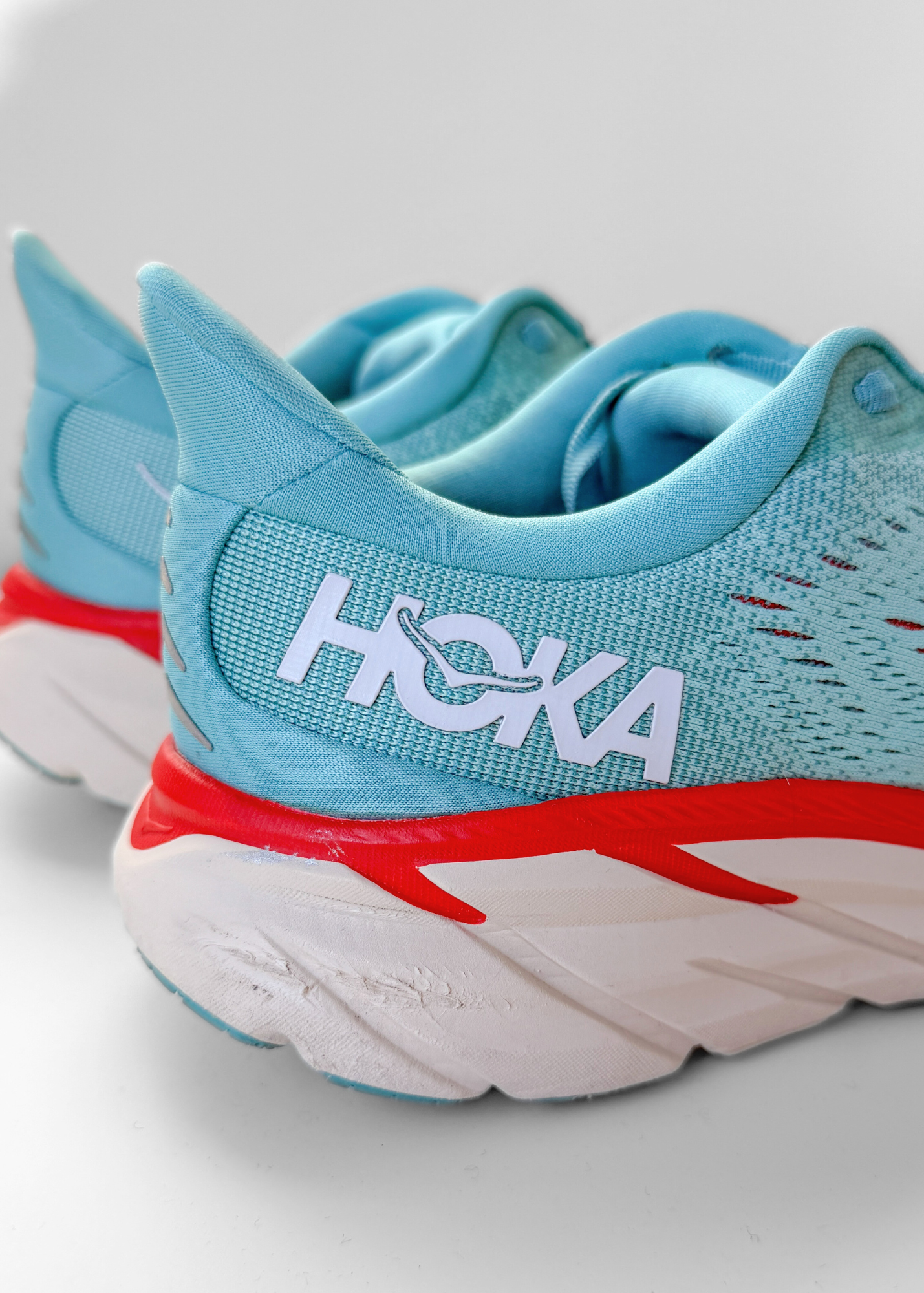 Hoka Women's Clifton 8 Running Shoes in Aquarelle/Eggshell Blue Turqoise (7.5)