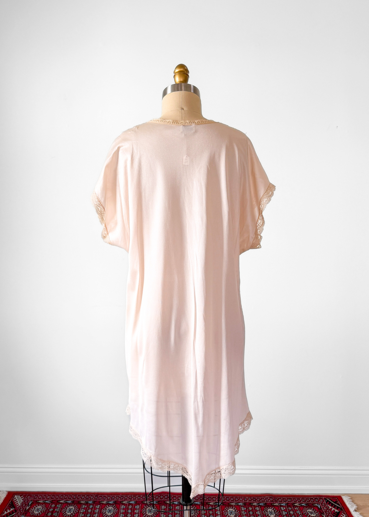 Vintage 90s Soft Moments Light Pink Lace Nighty Lingerie Sleepwear (XL)