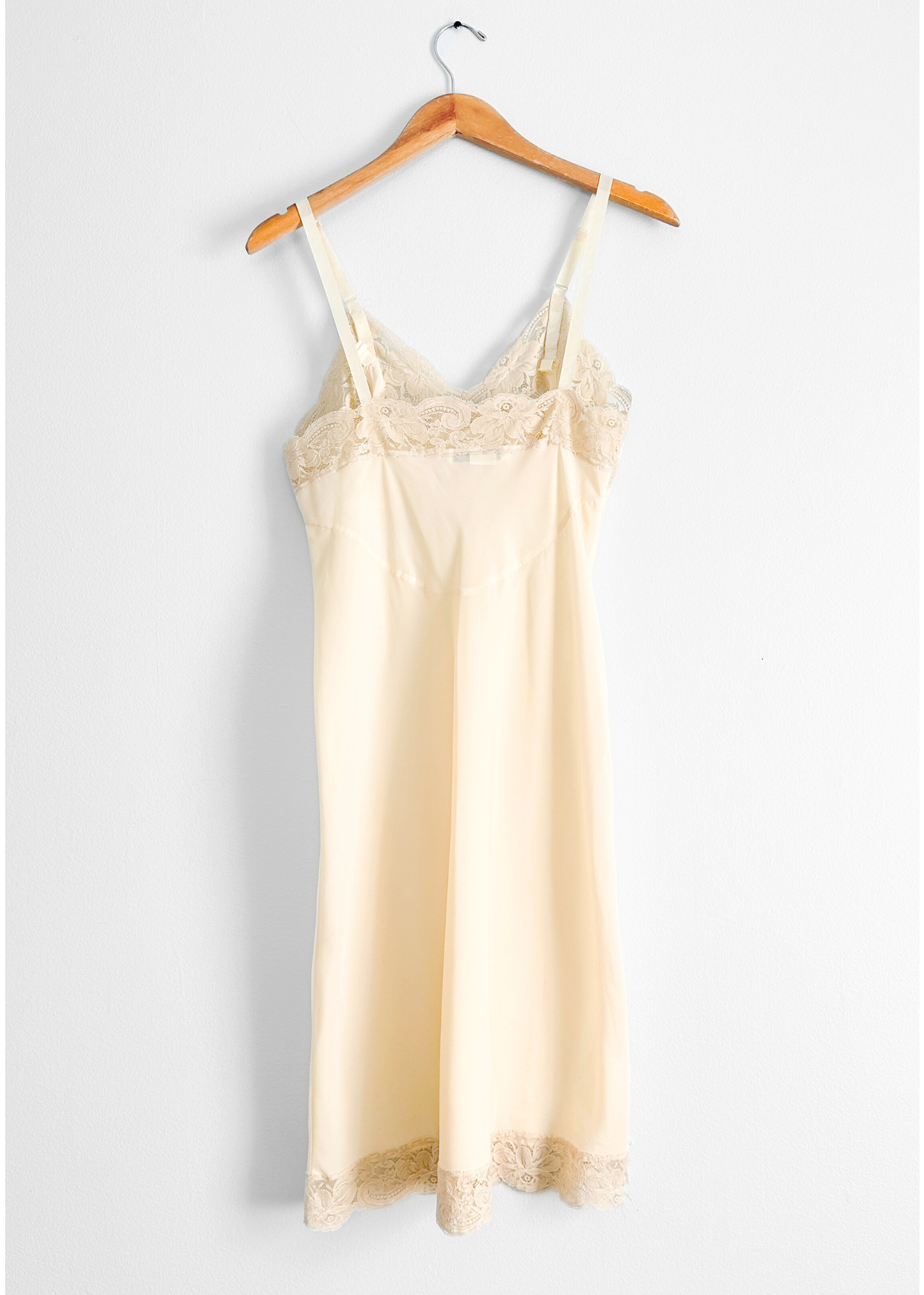 Vintage 80s Union Made Lady Lynne Cream Silky Lace Trim Slip Dress (M)
