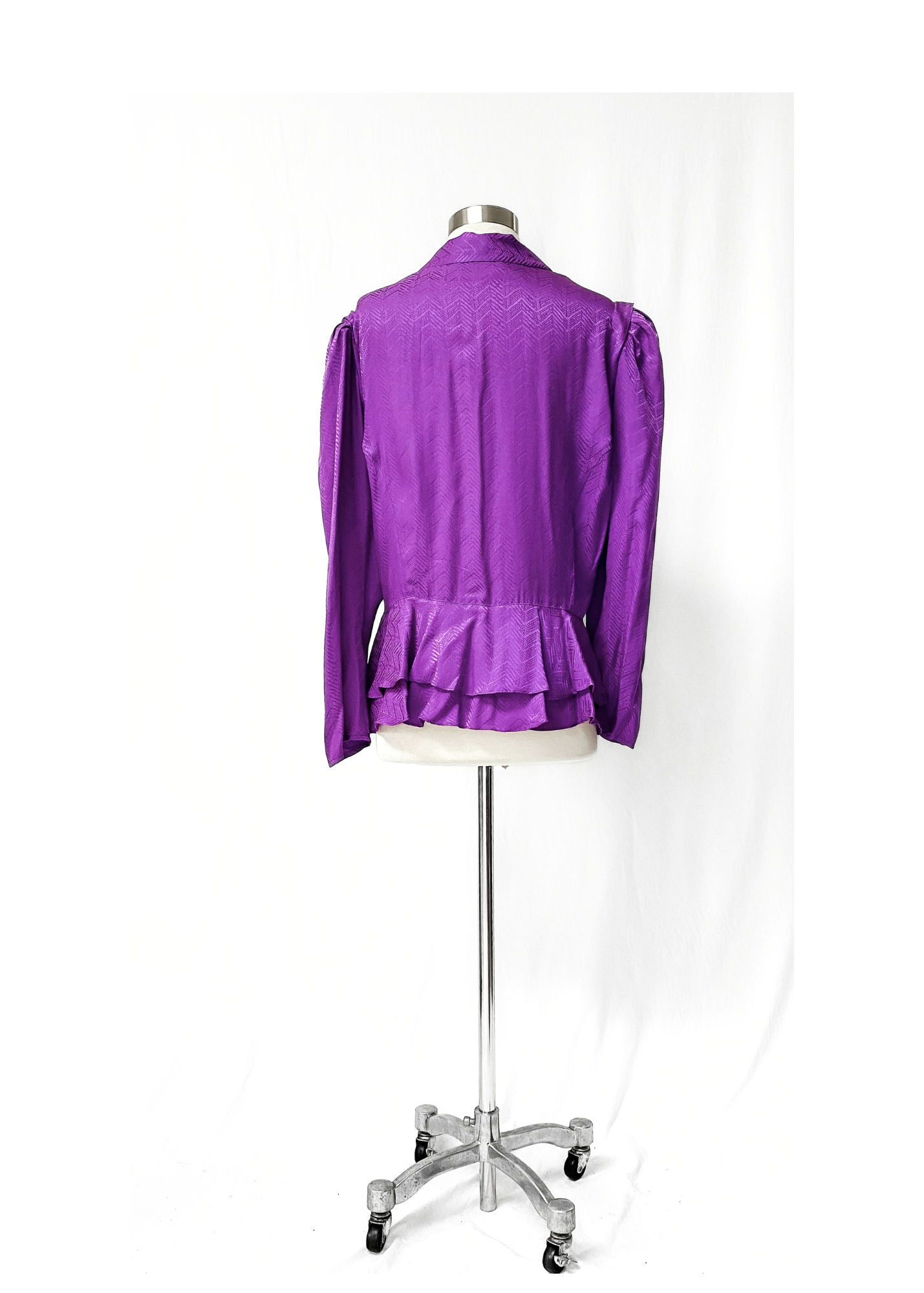 Vintage 80’s Purple Silk Top (8/10)