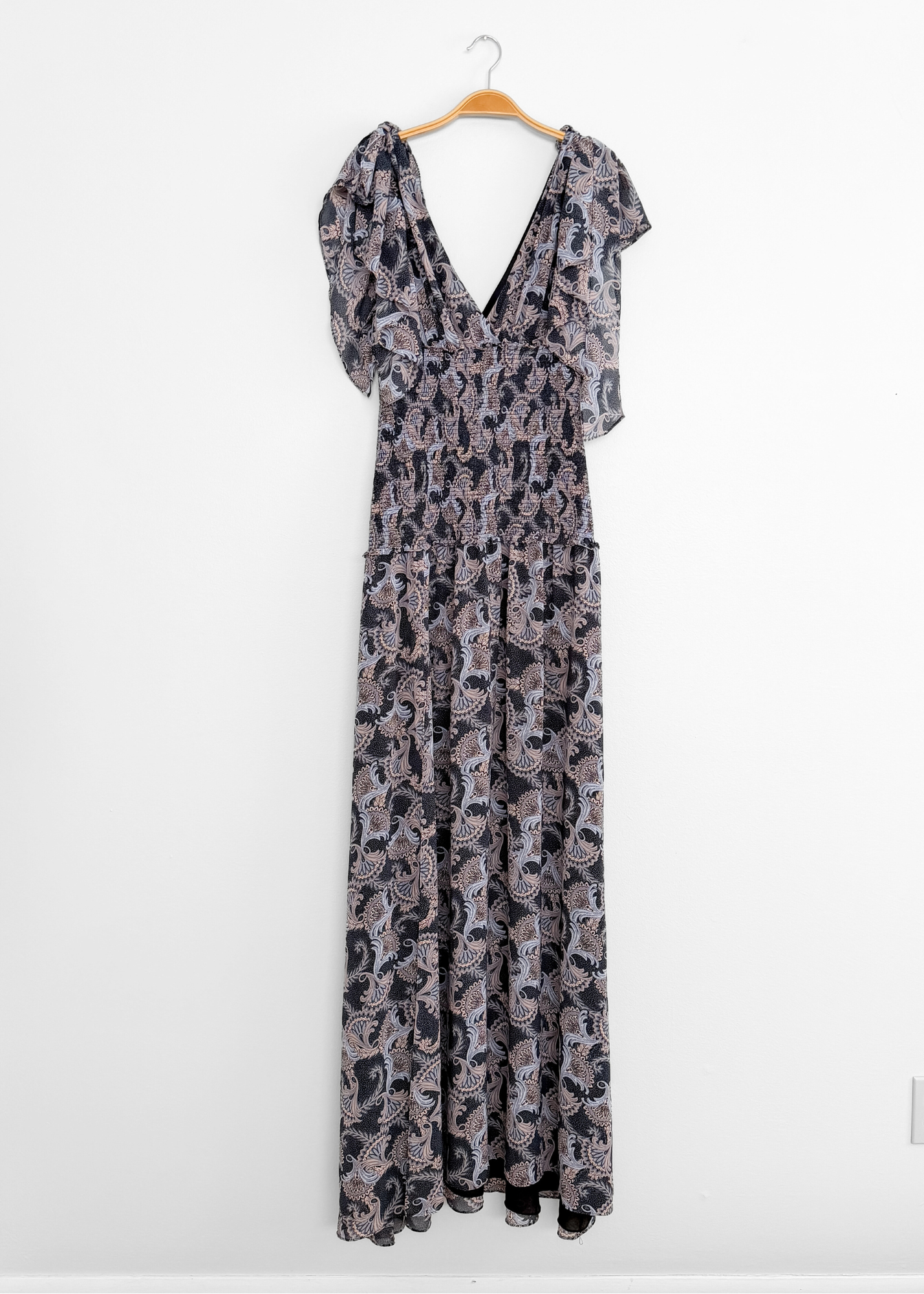 Cinq à Sept Kris Chiffon Dress in Raven Paisley Navy Blue Chiffon Smocked Maxi