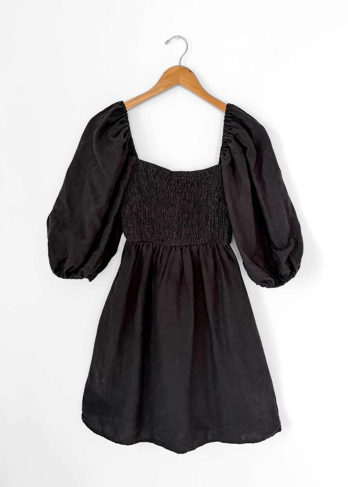 Tuckernuck Annie Linen Smocked Balloon Sleeve Black Dress (S)