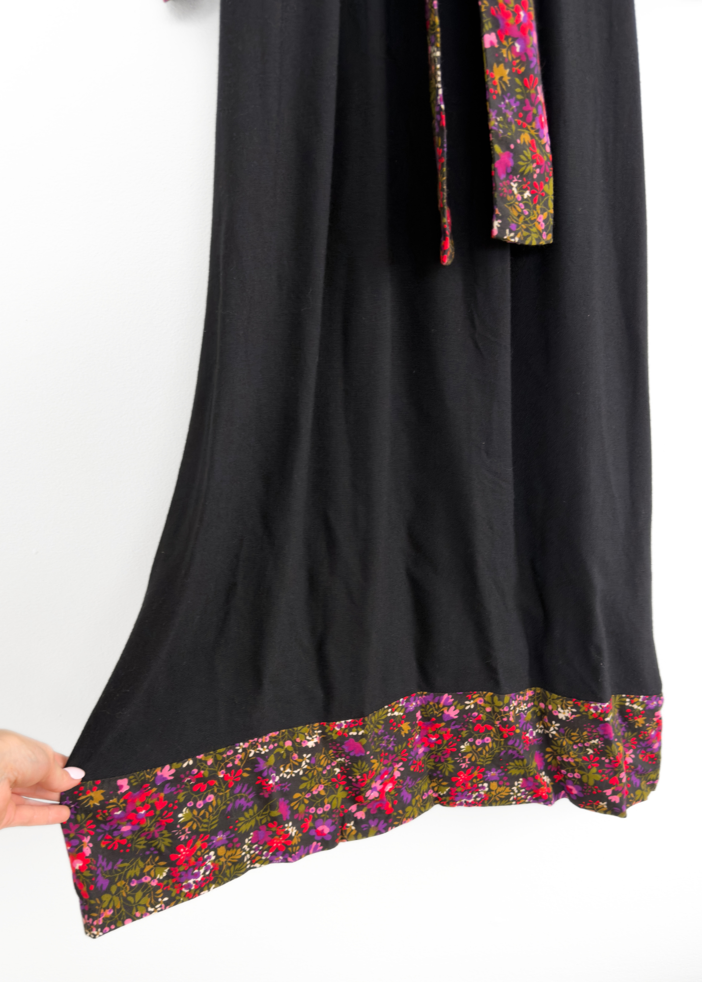 Vintage 60s 70s Zanie London Black & Floral Wrap Maxi Dress (vintage EU 36 or 2/4)