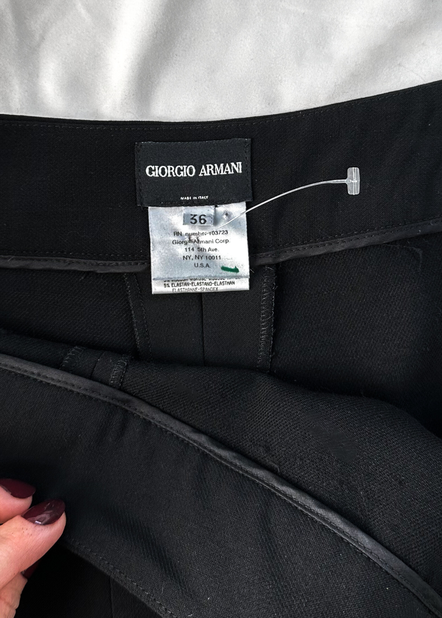 Giorgio Armani Black Light Wight Wool High Waist Pants (36 or 4)