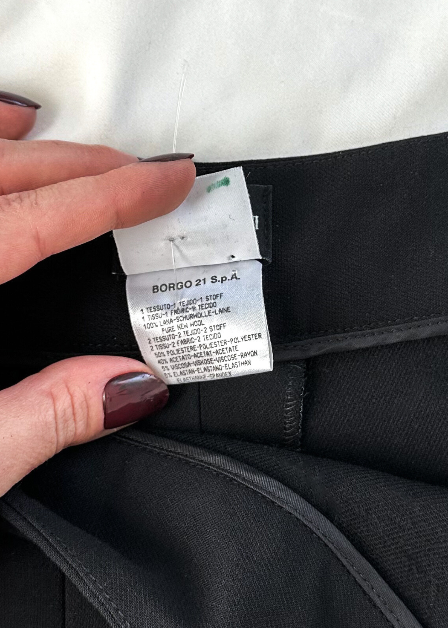 Giorgio Armani Black Light Wight Wool High Waist Pants (36 or 4)
