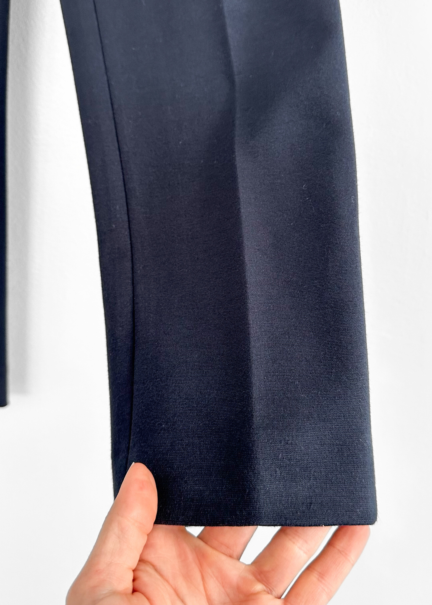 Blue Les Copains Navy Blue Tapered Ankle Pants (IT 38 or US 2/4)