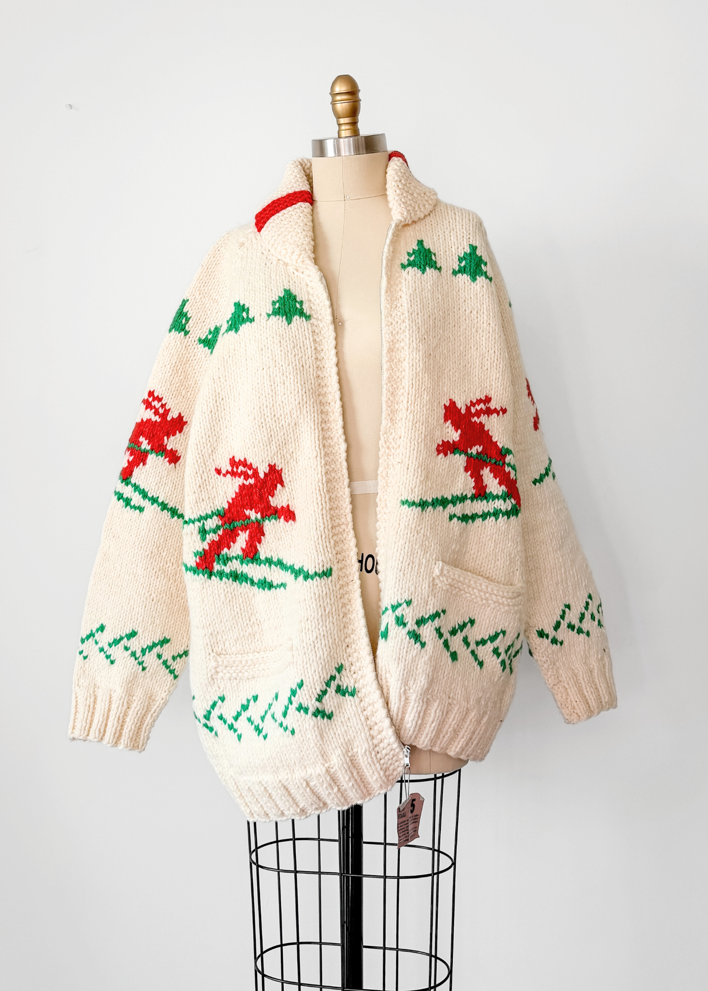 Vintage 60s Hand Knit One Of A Kind Cowichan Cream Ski Theme Alpine Sweater